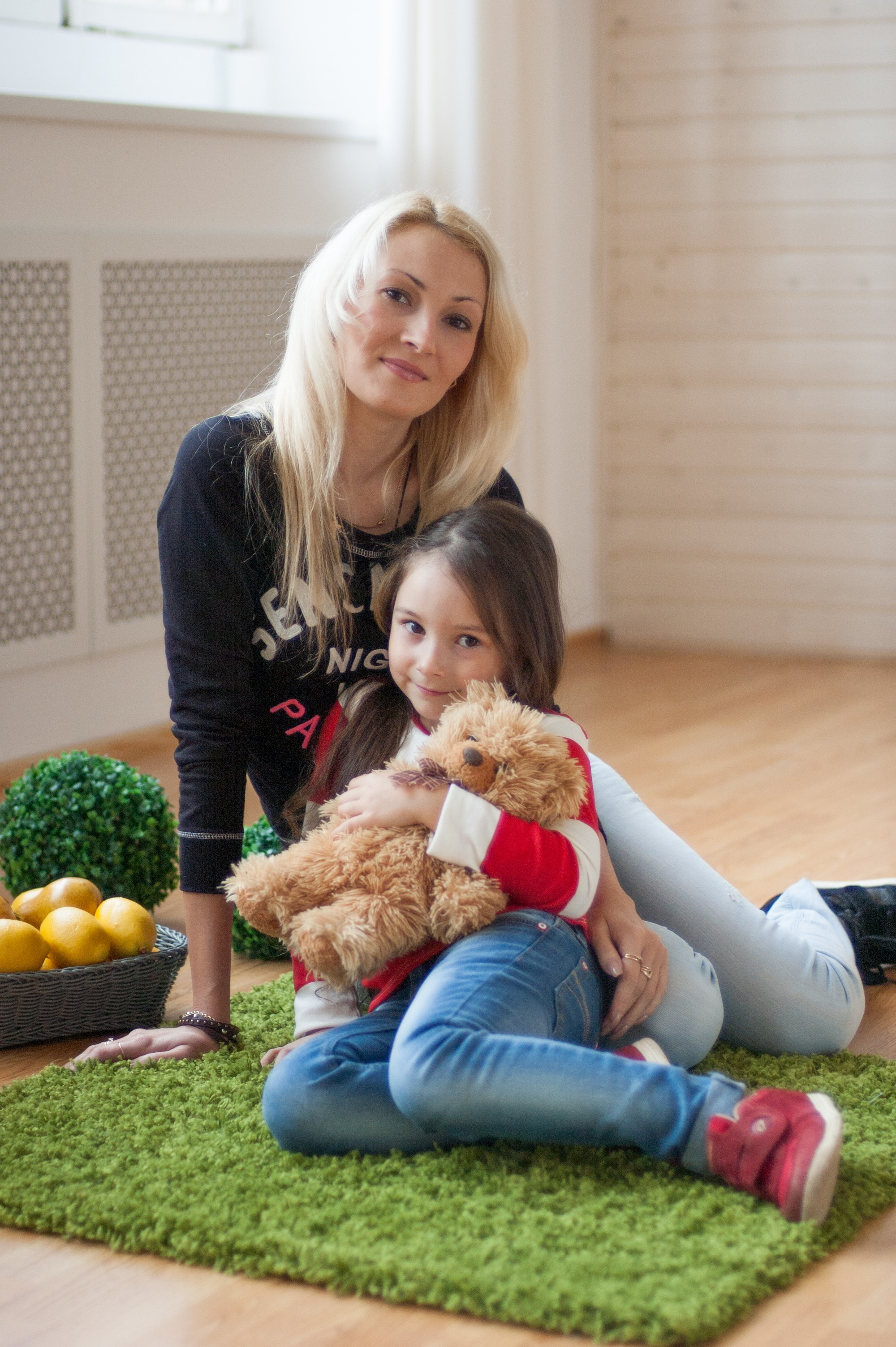 Светлана с дочерью Кристиной. Портретный креативный творческий фотограф в Казани Михаил Бушенев