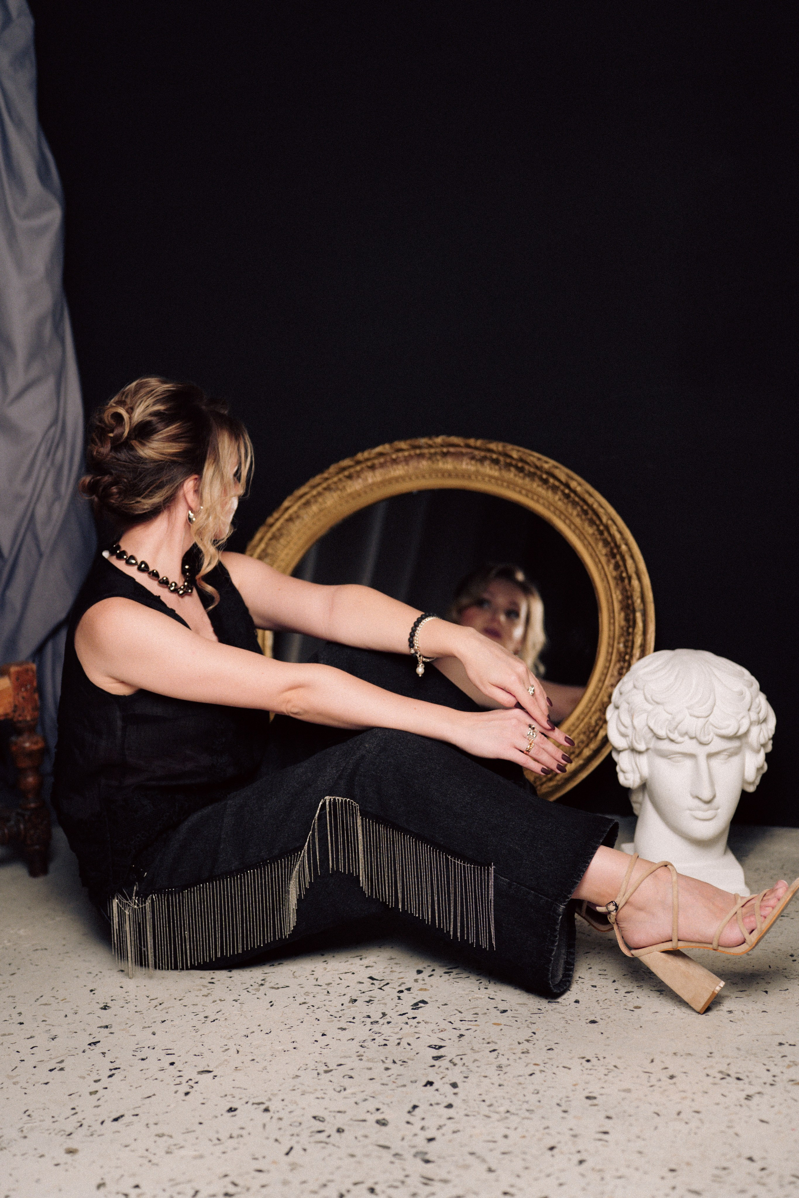 НОВОГОДНЯЯ ФОТОСЕСИИЯ В СТУДИИ ДЛЯ ДЕВУШКИ И ПРОГУЛКА ПО ЧЕРНЫШЕВСКОЙ. Профессиональный фотограф, Санкт-Петербург — Виктория Богомолова