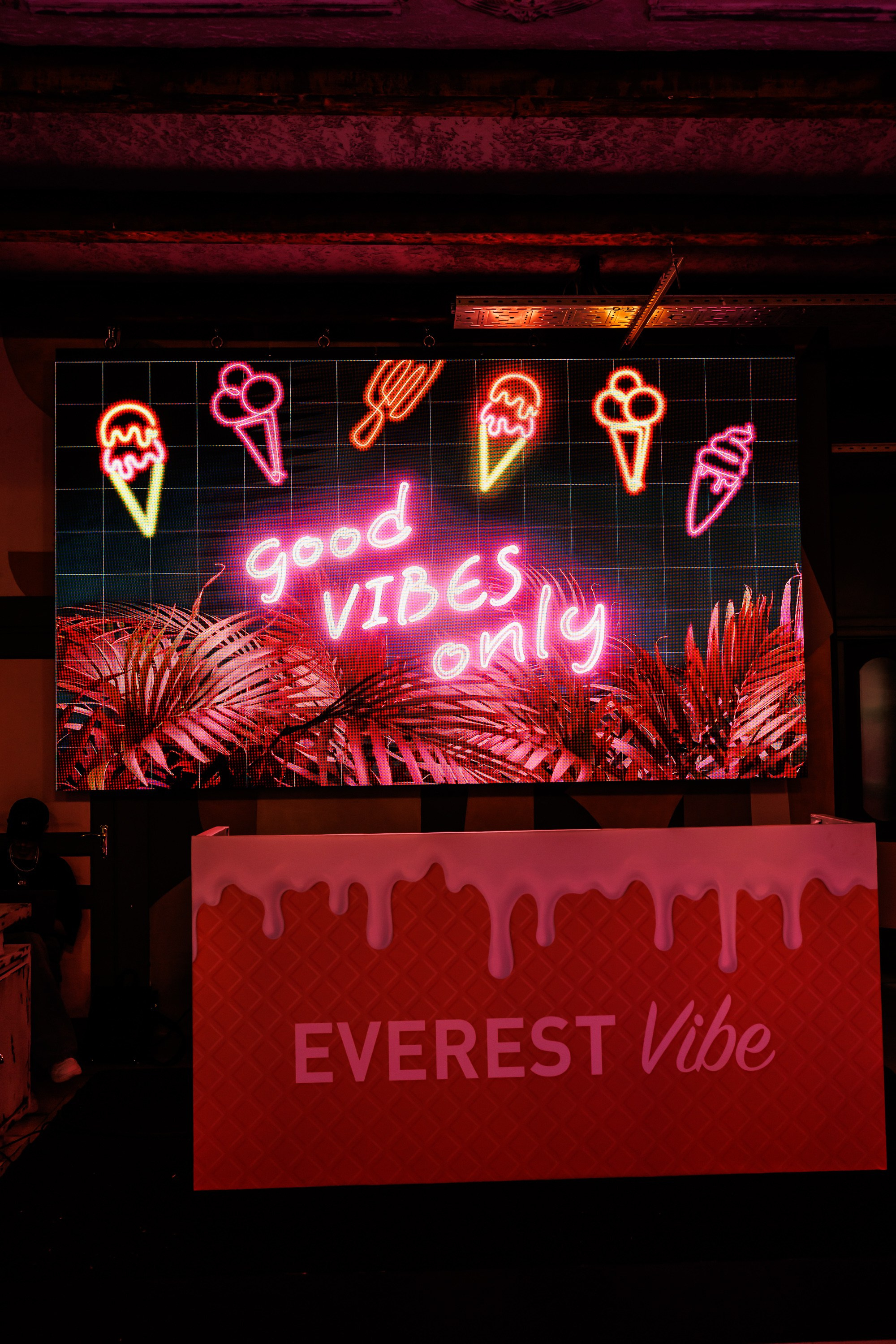 EVEREST VIBE good vibes only 16.08.2023. EVEREST PHOTO REPORT