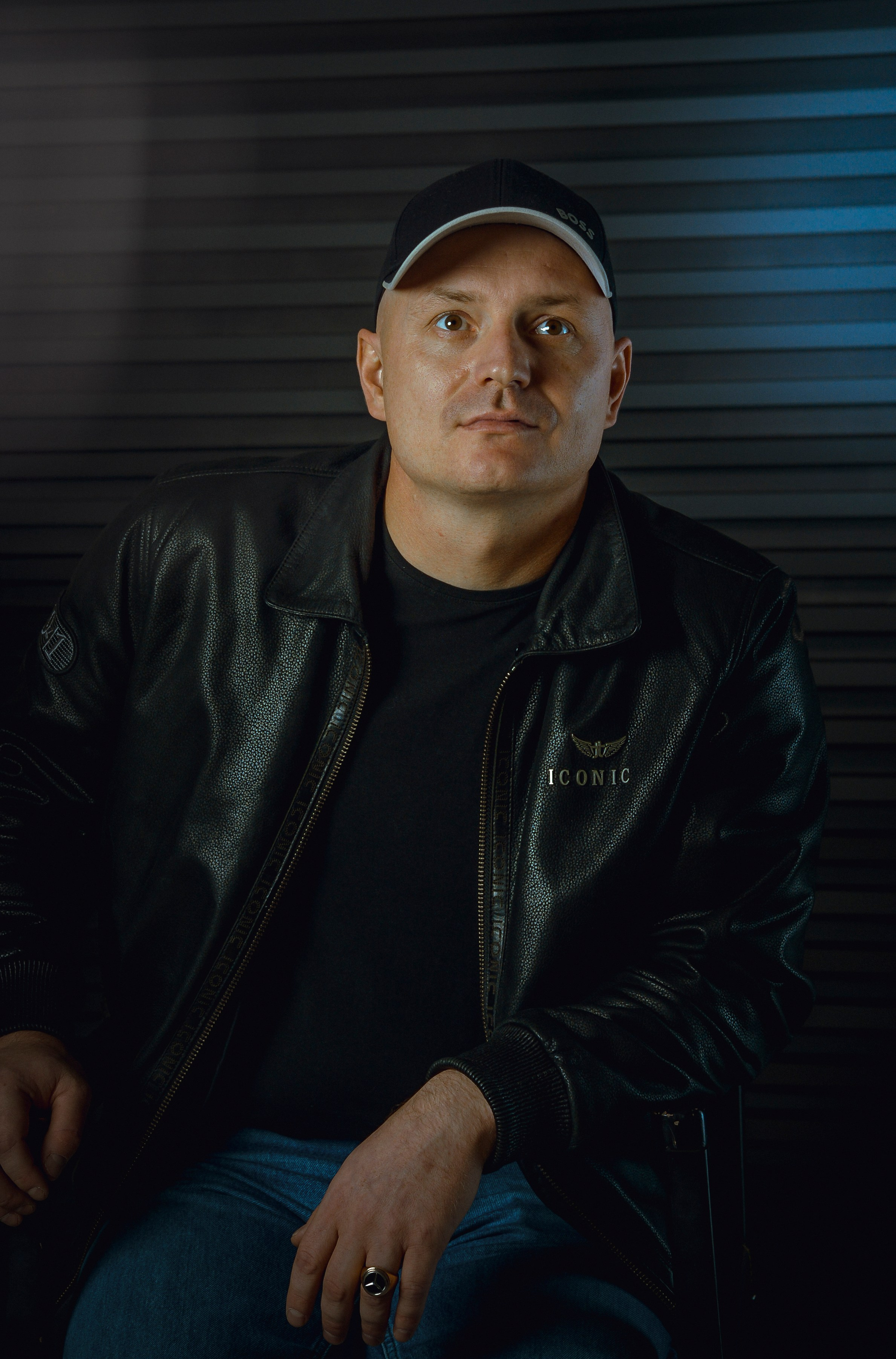 МУЖСКОЙ ПОРТРЕТ. Фотограф Юлия Антушева