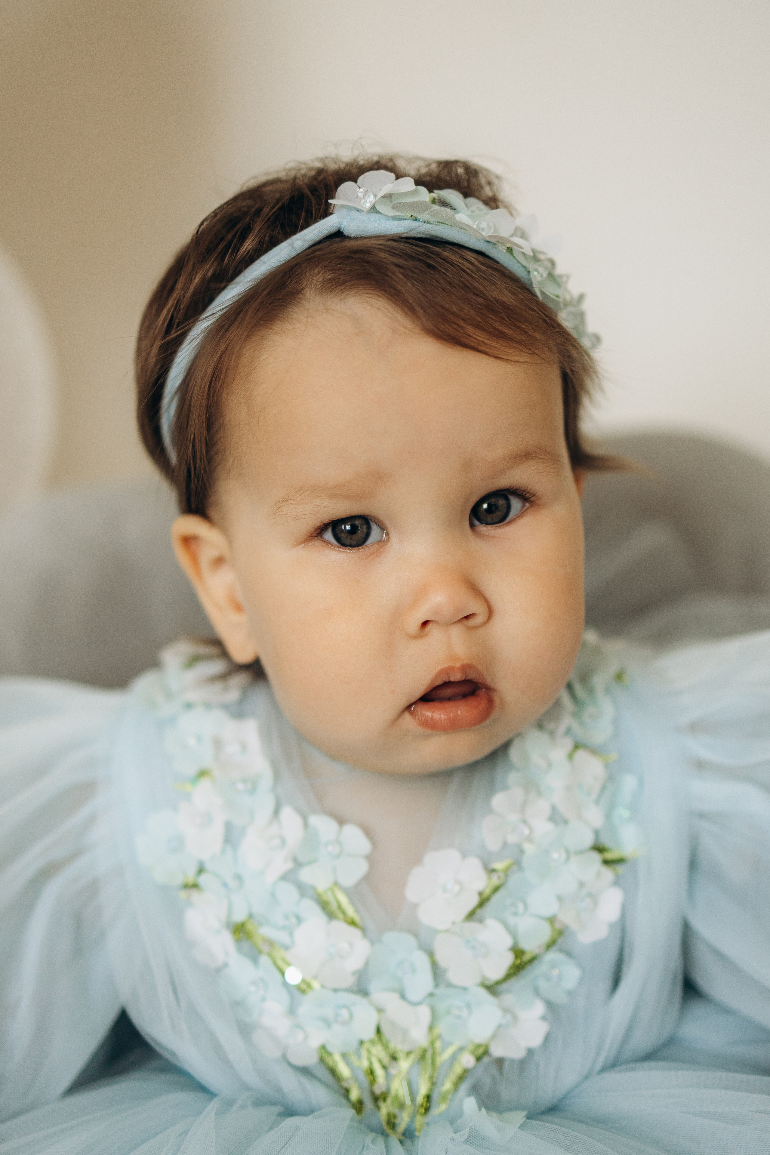 Айяне 1 годик. Семейный фотограф новорожденных УФА Гульнара Зиновьева