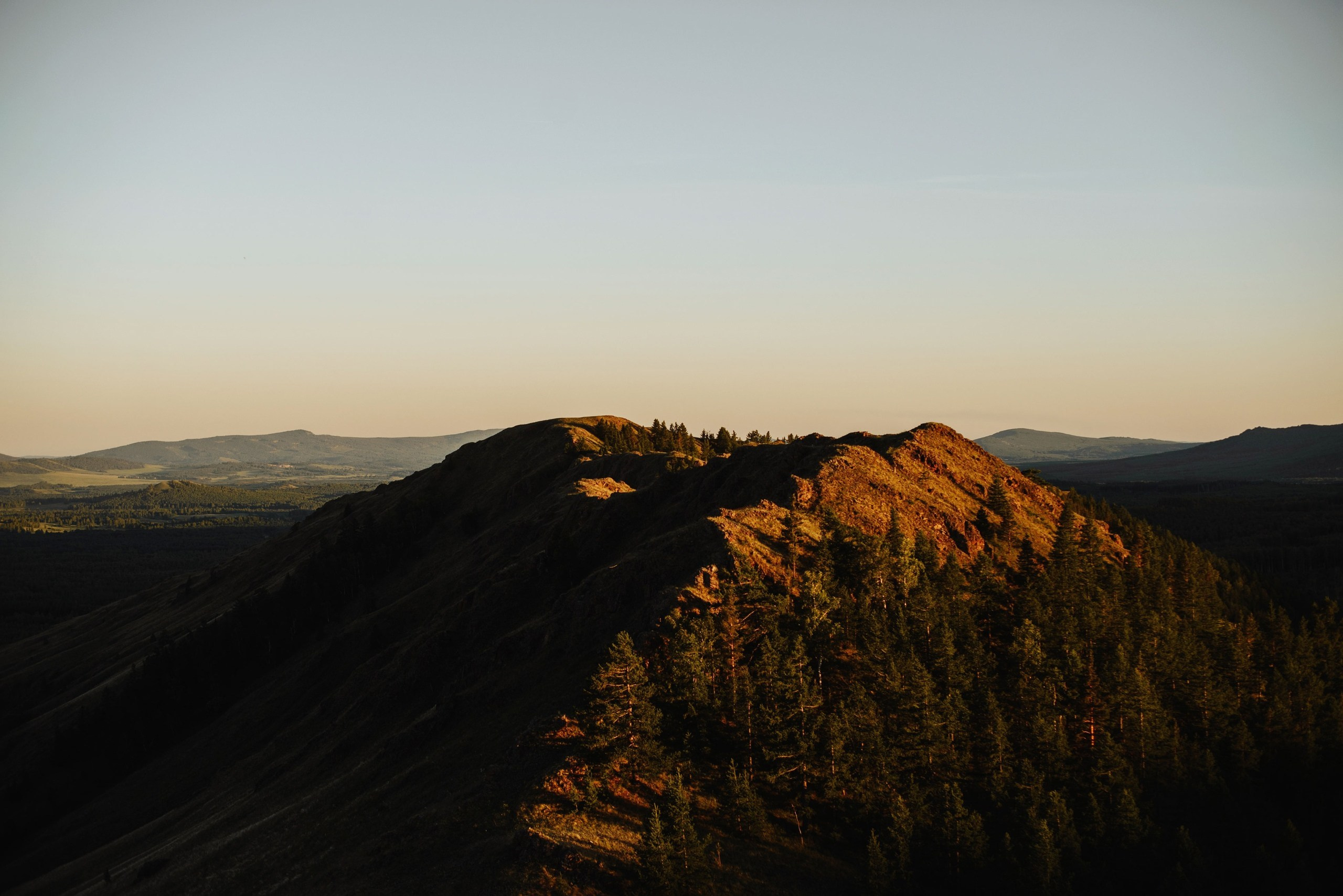 Love Story на горе Нурали – романтическая фотосессия в горах. Свадебный фотограф в Миассе Татьяна Ружникова