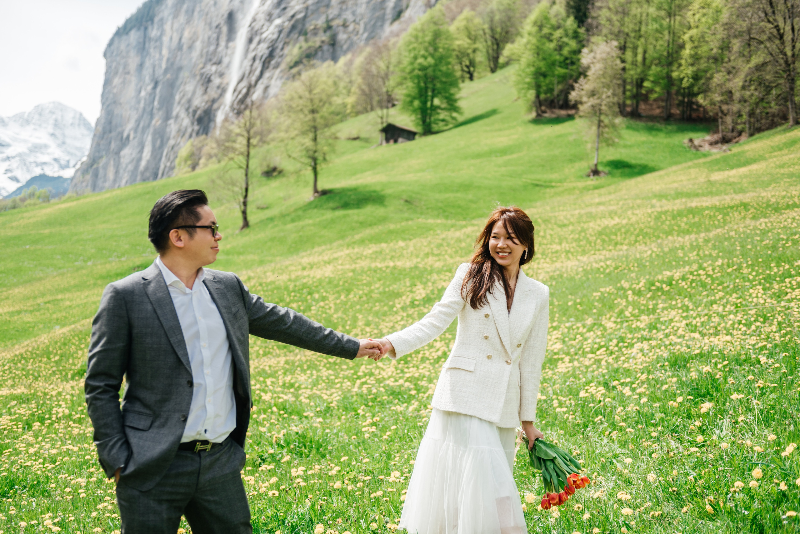 Hazel & Max (Lauterbrunnen, Wengen). Photographer in Interlaken area