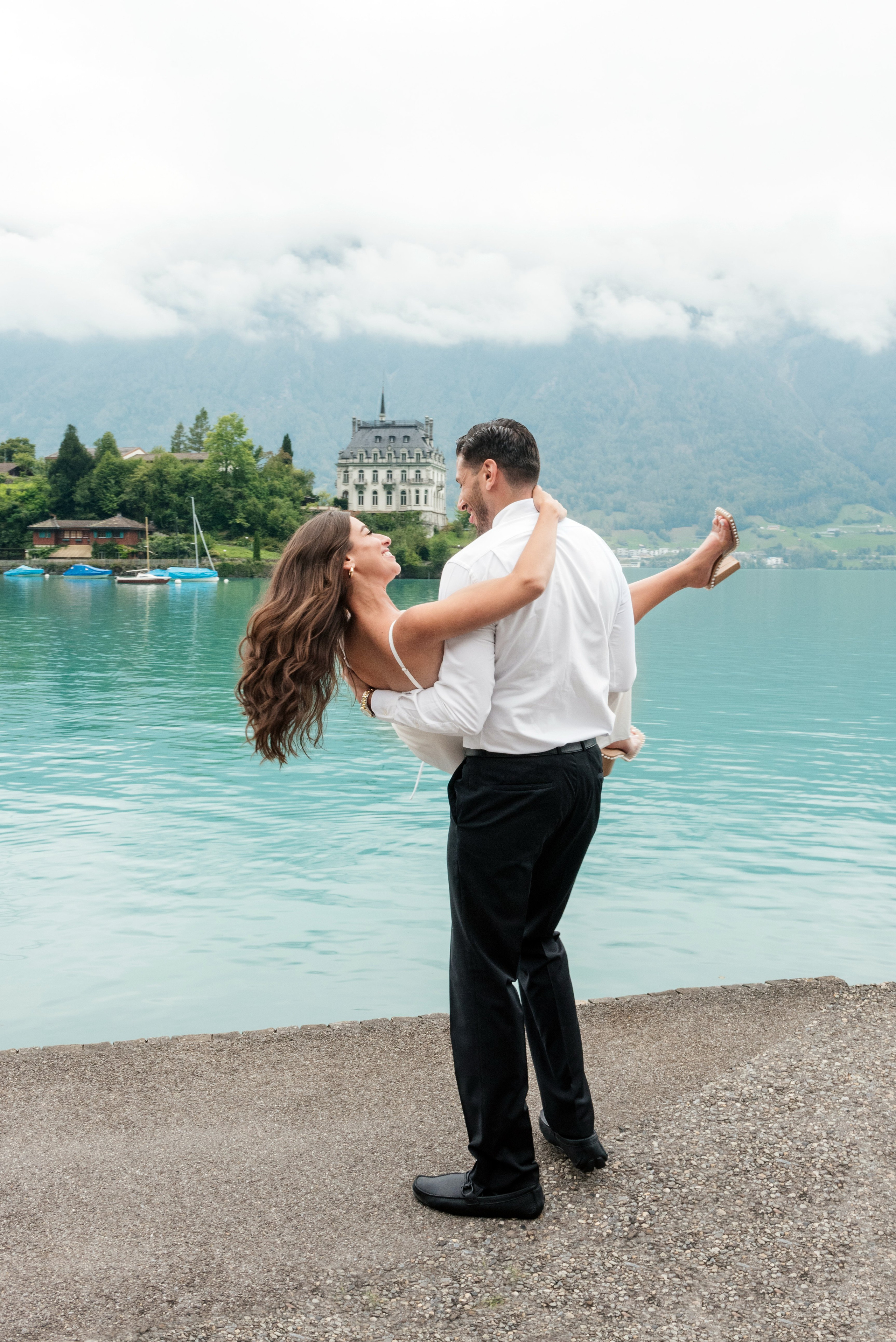 Brittany & Joseph (Iseltwald, Lauterbrunnen). Photographer in Interlaken area