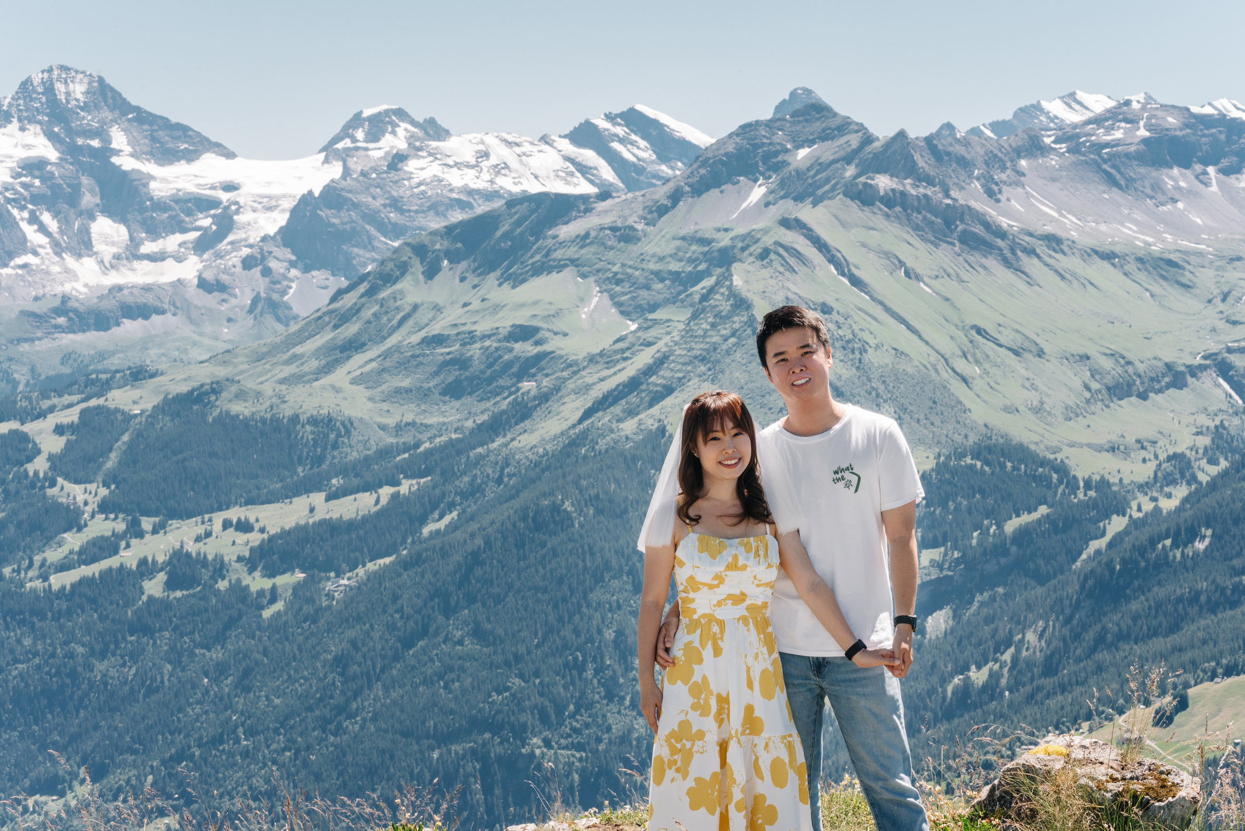 Yvonne & Andrew (Schynige Platte, Brienz). Photographer in Interlaken area