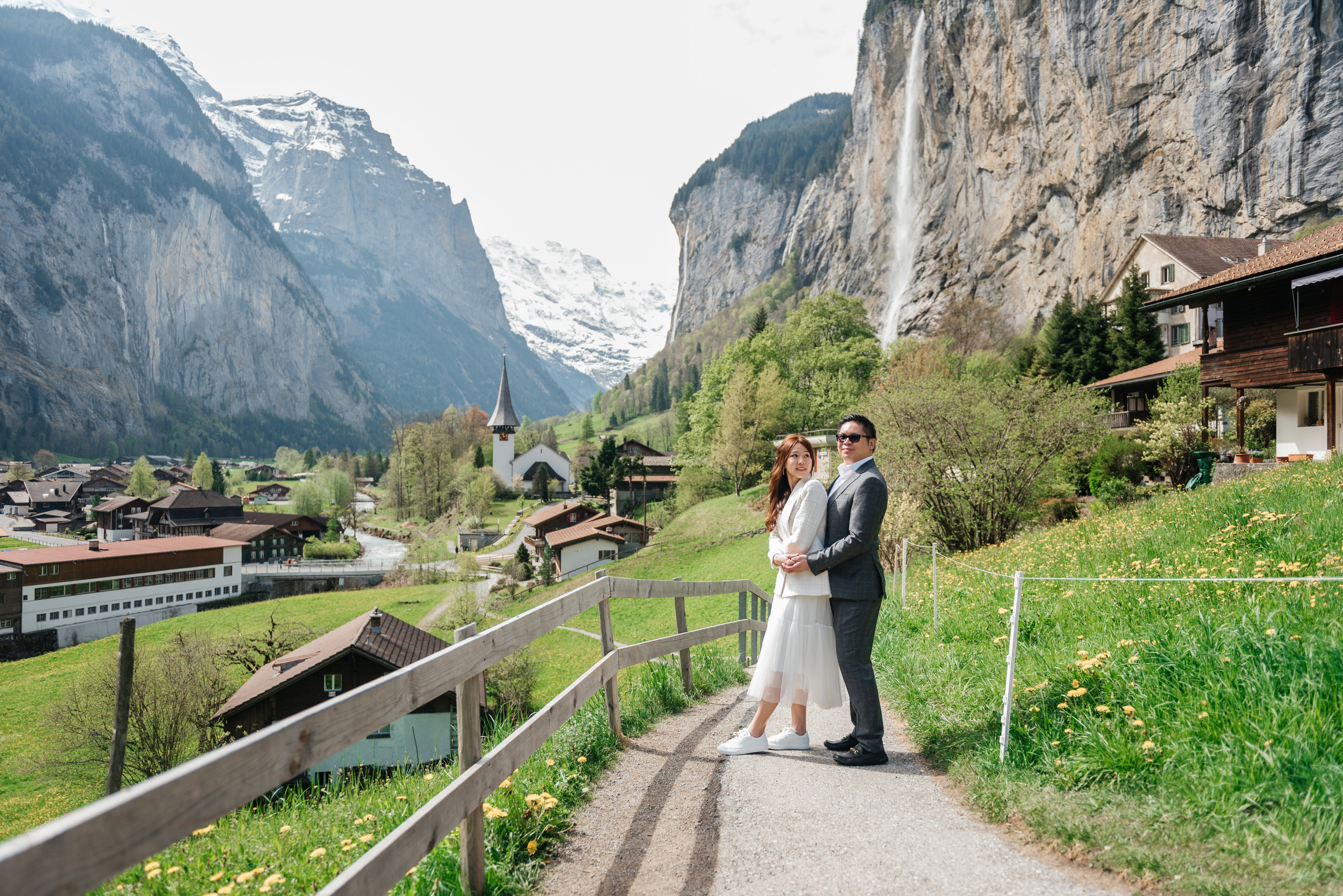 Hazel & Max (Lauterbrunnen, Wengen). Photographer in Interlaken area