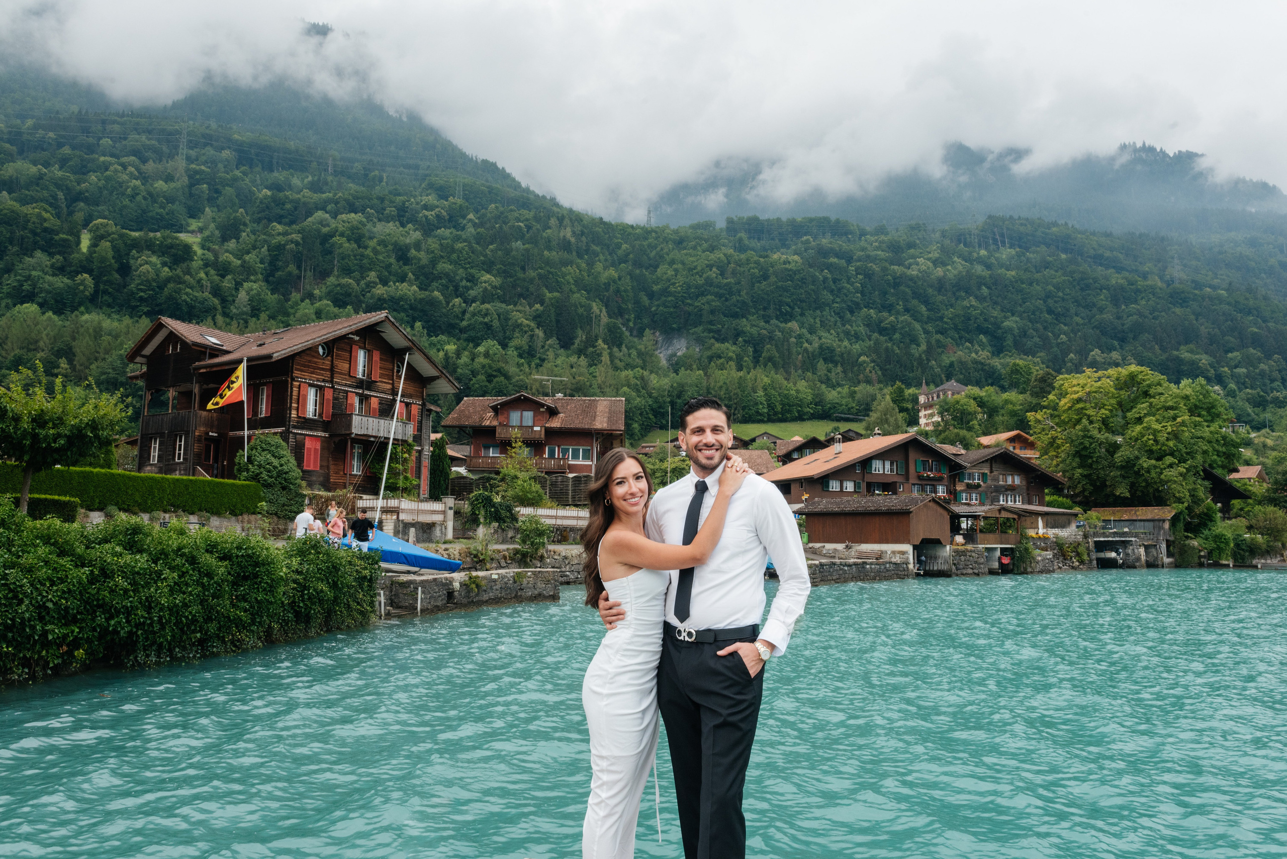 Brittany & Joseph (Iseltwald, Lauterbrunnen). Photographer in Interlaken area