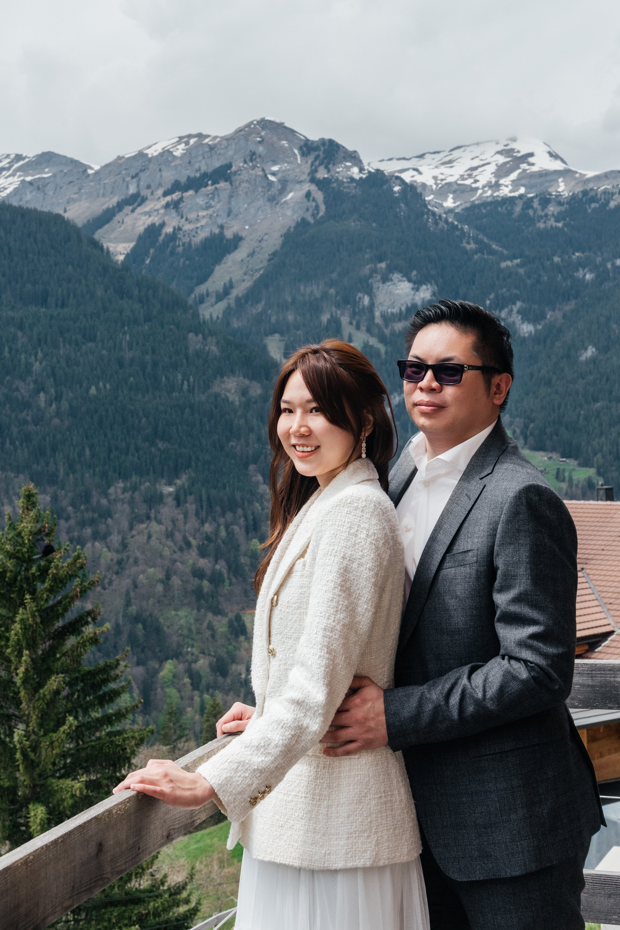 Hazel & Max (Lauterbrunnen, Wengen). Photographer in Interlaken area
