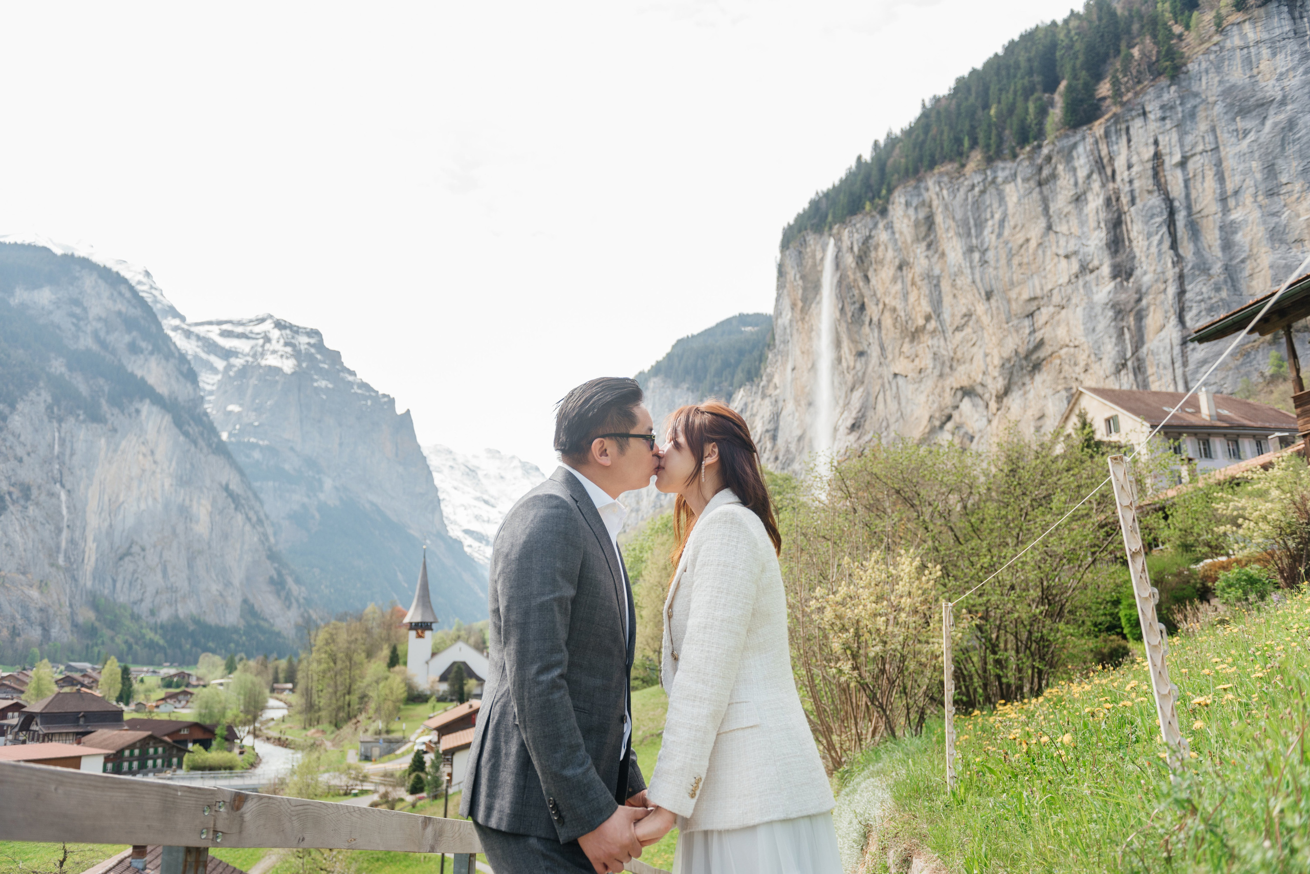 Hazel & Max (Lauterbrunnen, Wengen). Photographer in Interlaken area