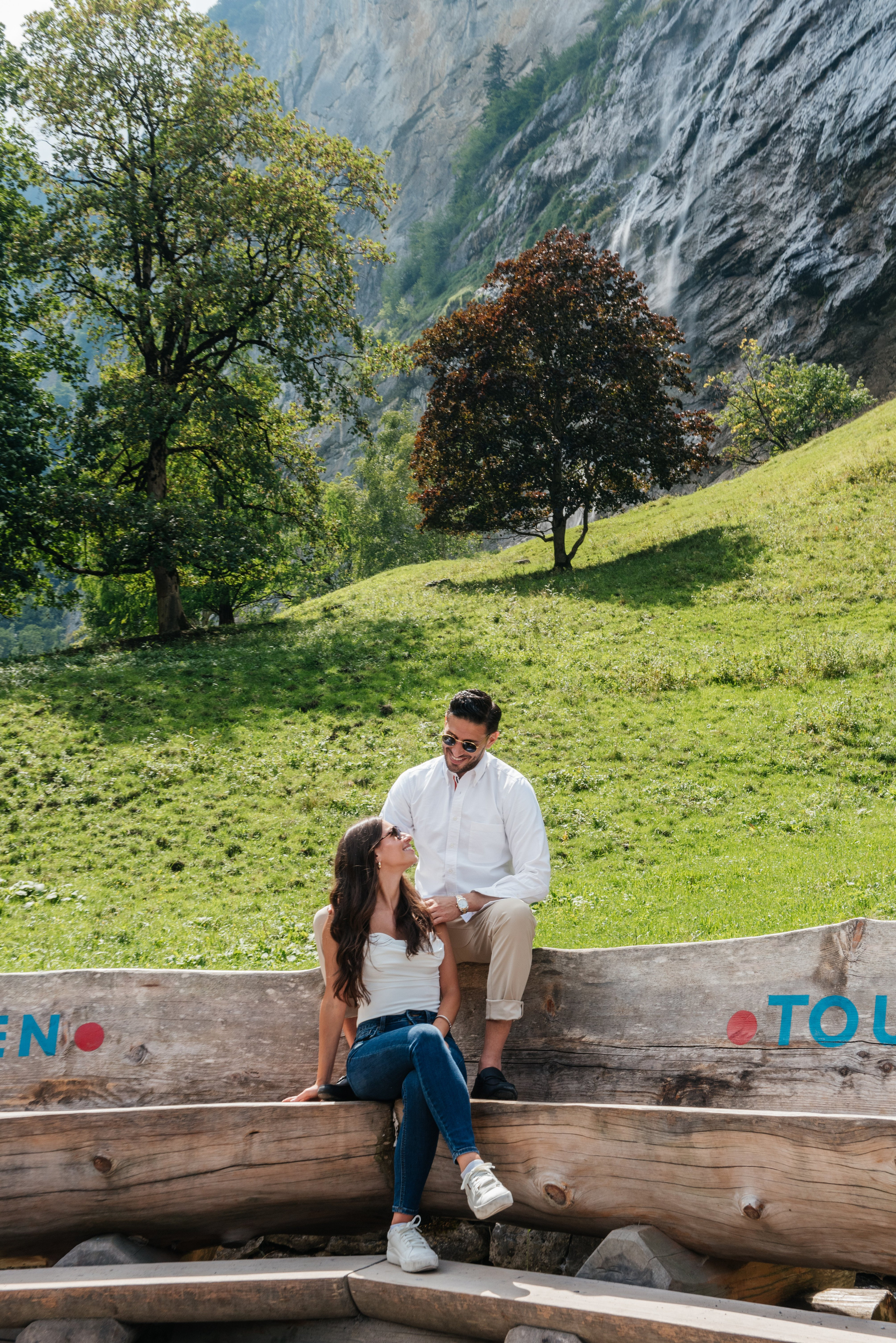 Brittany & Joseph (Iseltwald, Lauterbrunnen). Photographer in Interlaken area