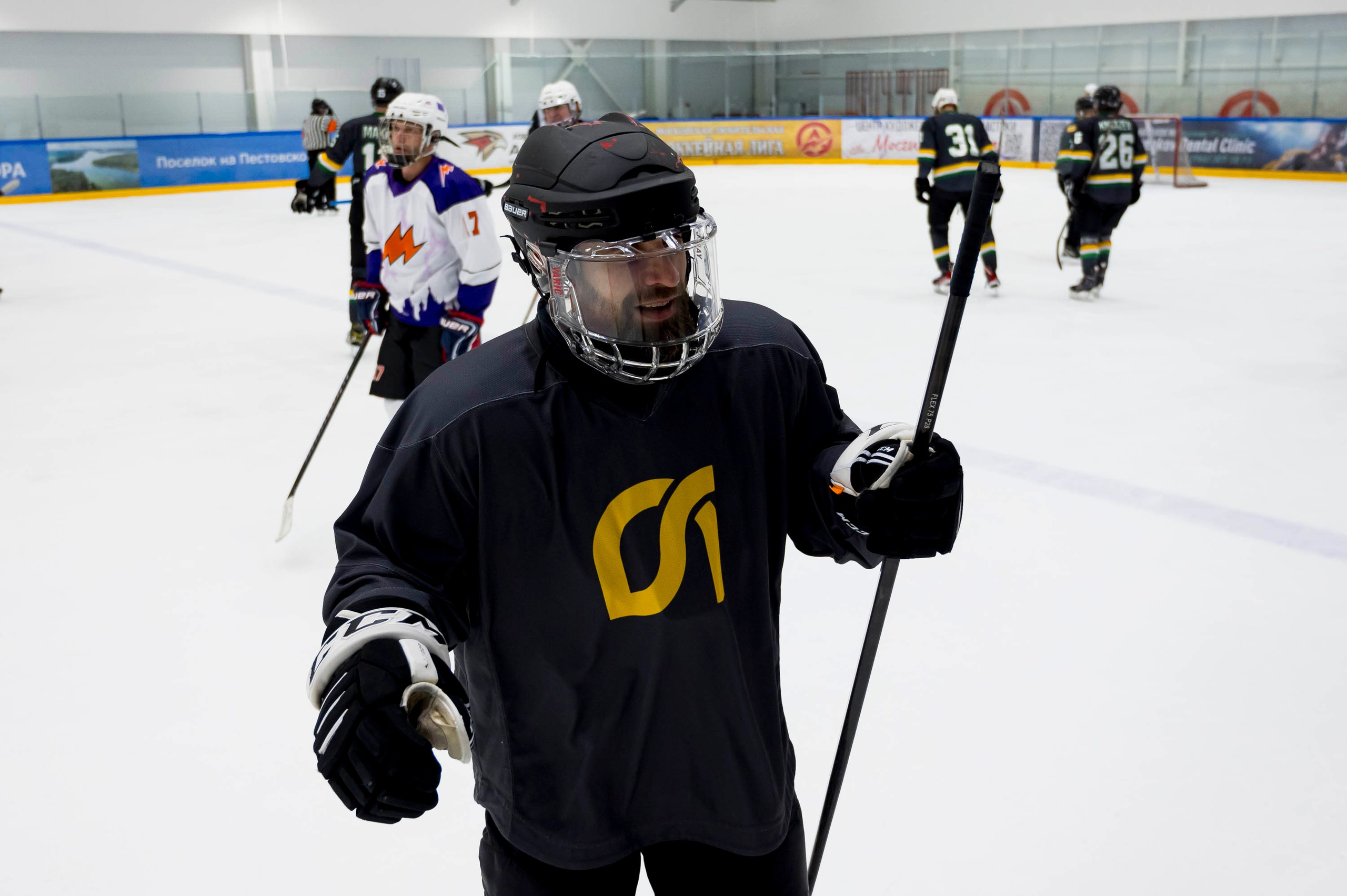 Хоккейный матч корпоративной команды Зарубежнефть. Репортажный фотограф и видеограф Слава Думчев. Тимбилдинги, отчетники, корпоративы