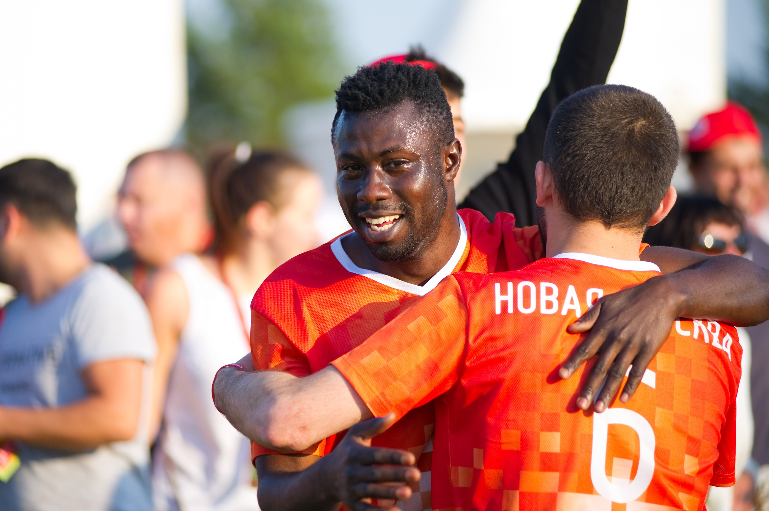 Турбофутбол (корпоративное соревнование «Пятерочки»). Репортажный фотограф и видеограф Слава Думчев. Тимбилдинги, отчетники, корпоративы