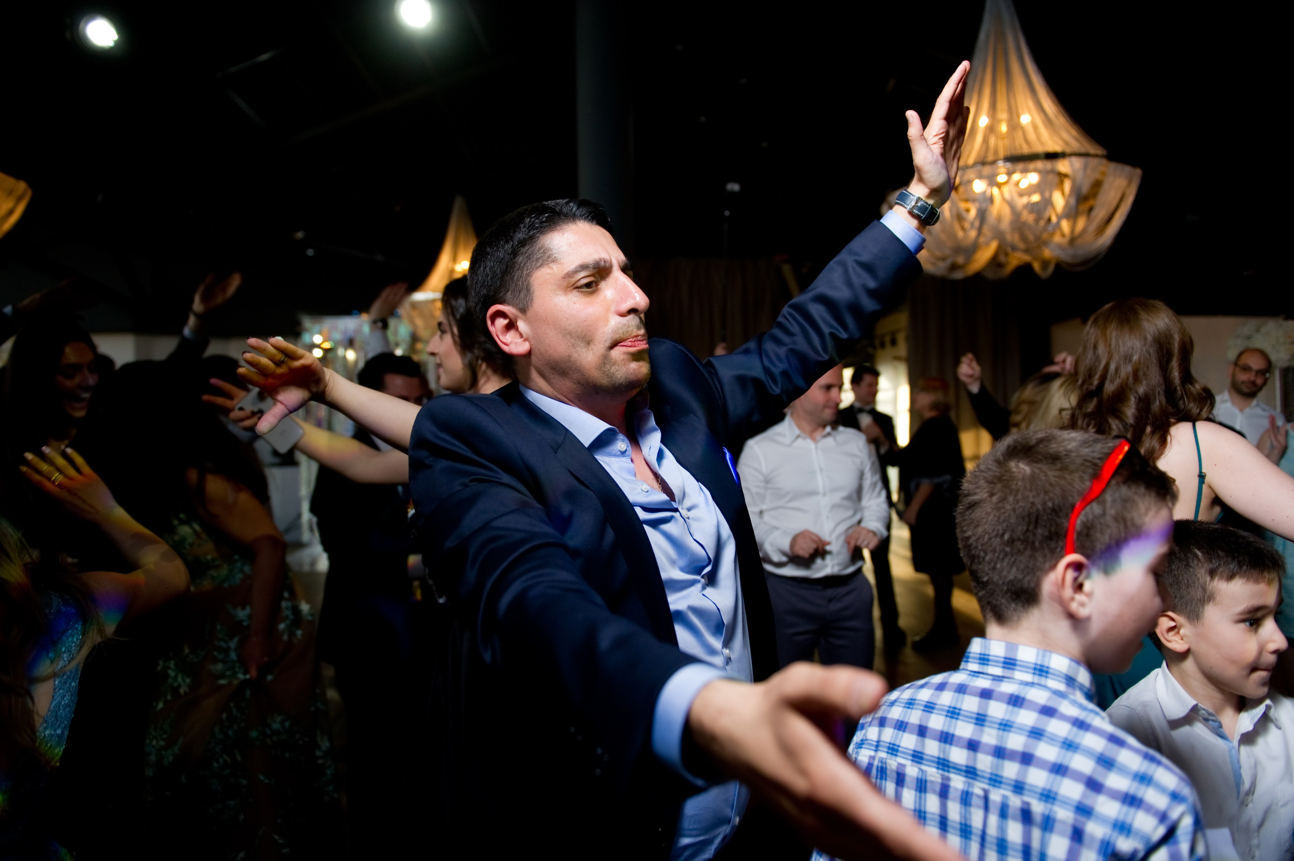 Свадьба Ашота и Ларисы. Репортажный фотограф и видеограф Слава Думчев. Тимбилдинги, отчетники, корпоративы