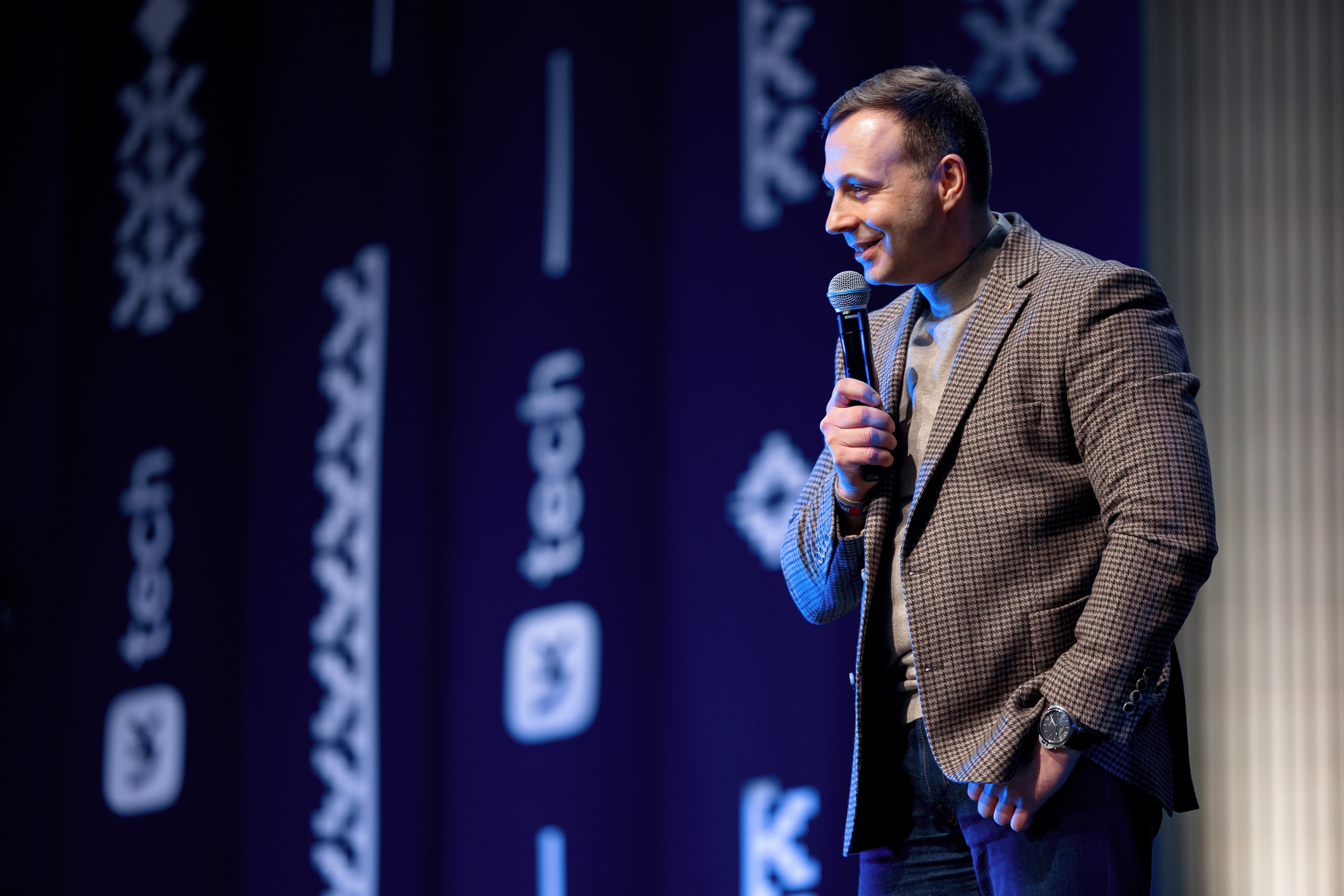 Корпоратив VK Tech Диво Дивное Чудо Чудное. Репортажный фотограф Семён Борисов | Москва