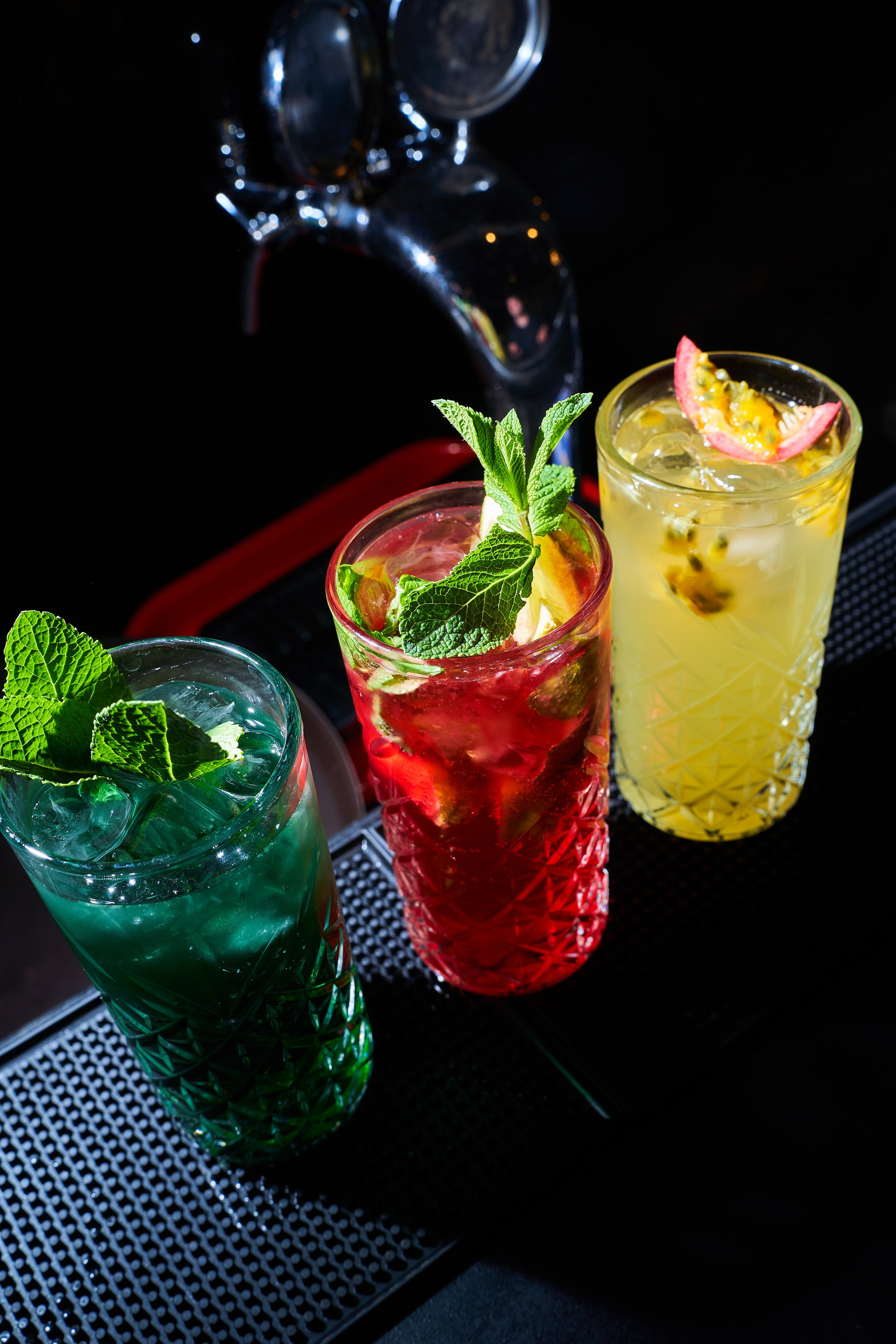 Предметная и фудсъёмка в Москве. Фото для маркетплейсов. Фотограф Петр Анисимов