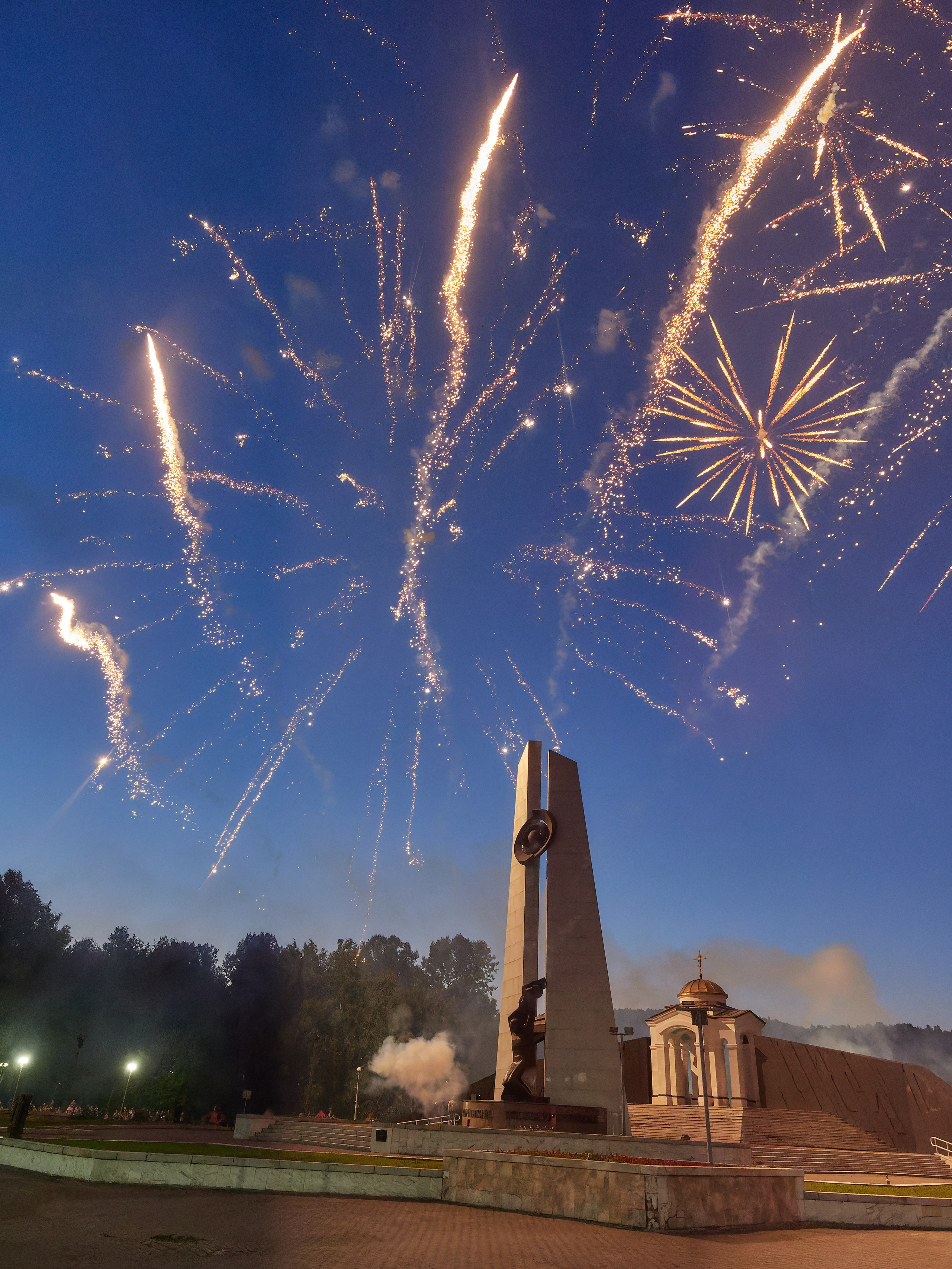 День города Салют. Семейный и детский фотограф в Междуреченск Олег Бамбульский