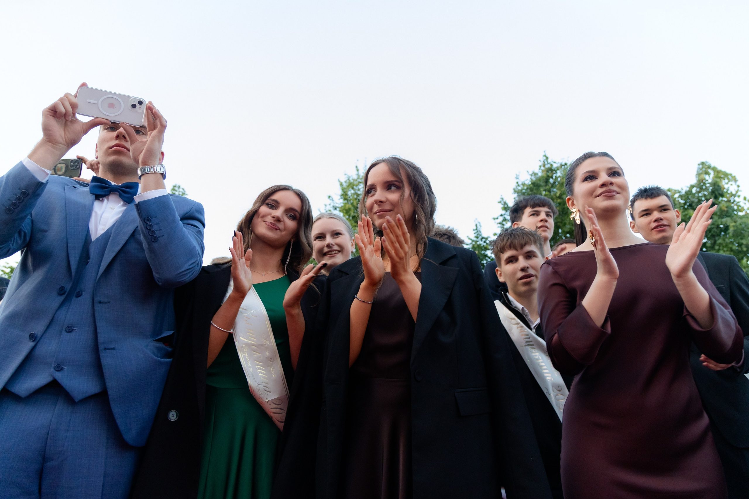 Школьный выпускной 2025 год в Минске, Беларуси. Свадебный фотограф в Минске/Беларуси Сергей Спиридонов