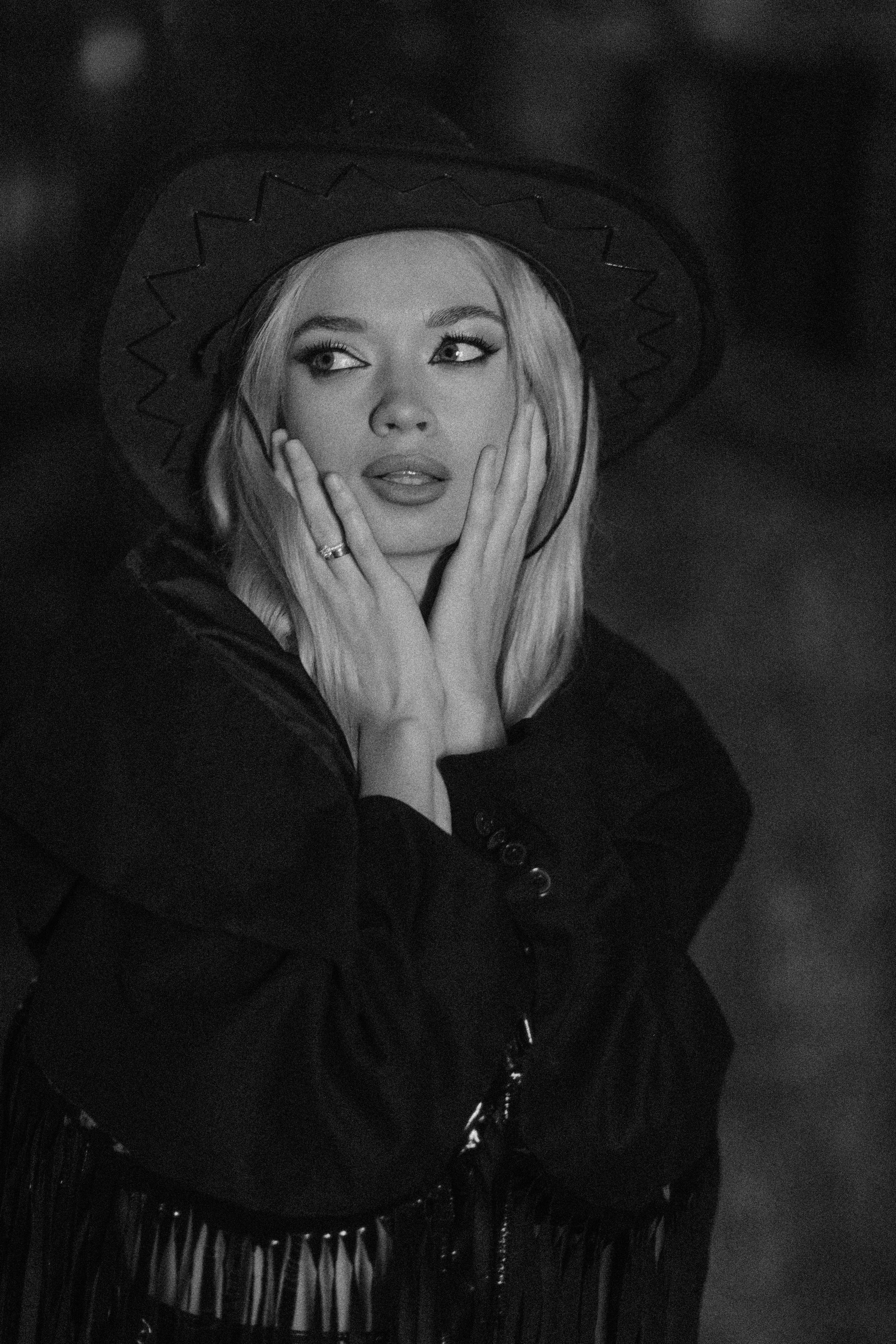 Надя «Вестерн». Павел Померанцев