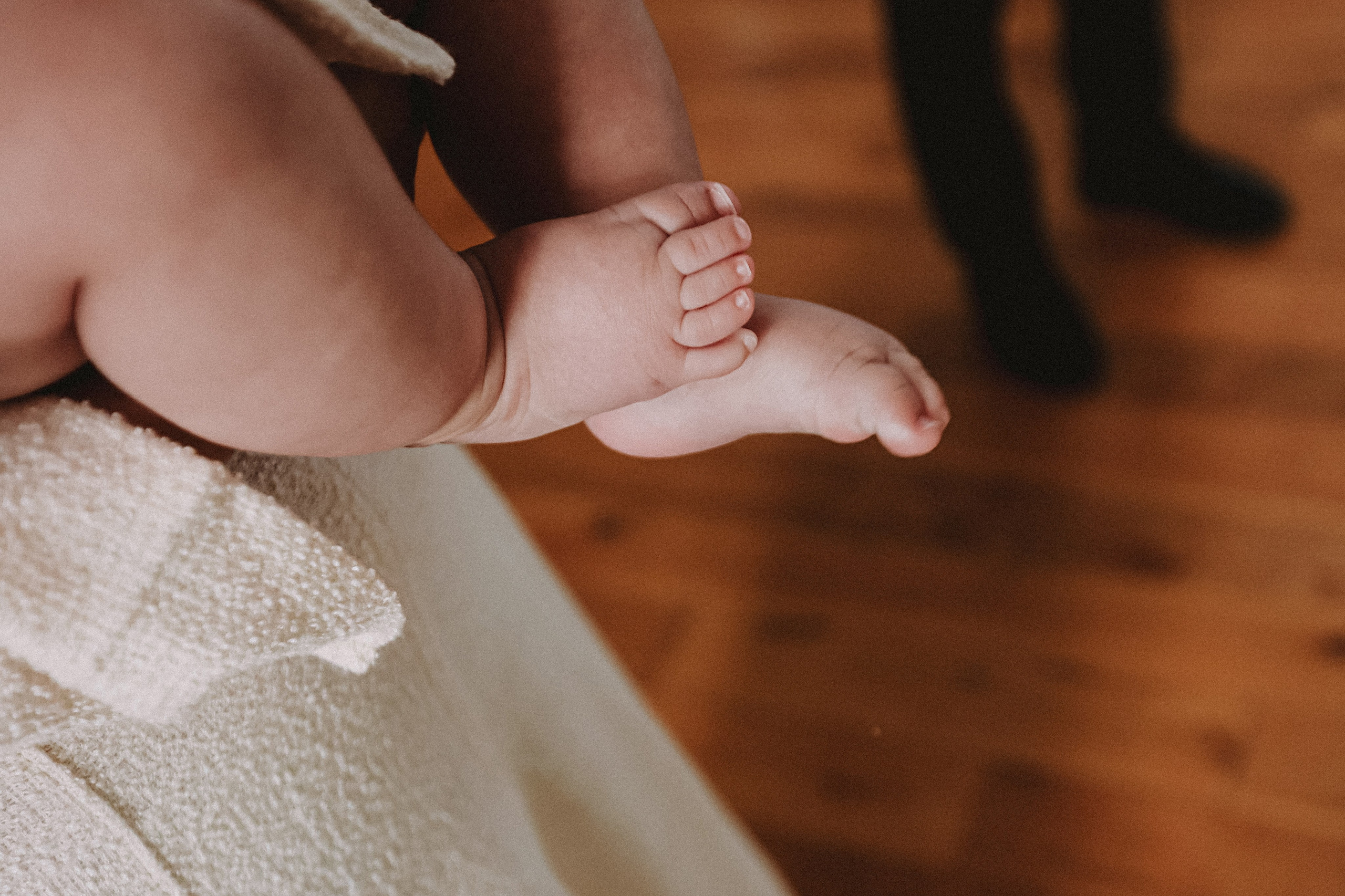 Крещение церковь около моста влюбленных. Семейный фотограф Тюмень, фотограф на роды Салмина Мария