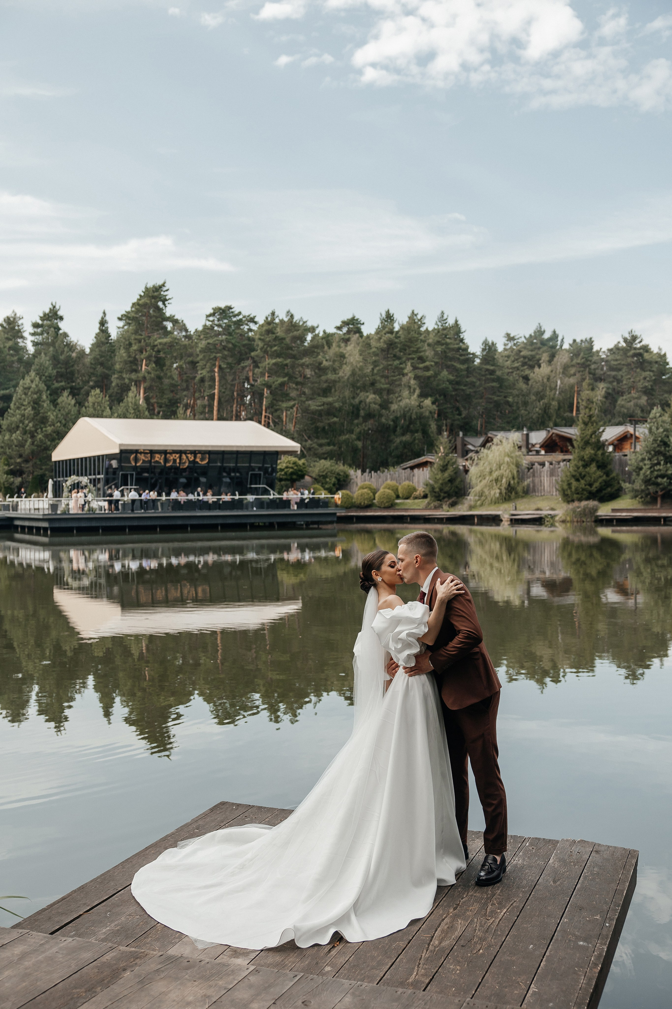свадебная фотосессия в загородном клубе Артиленд