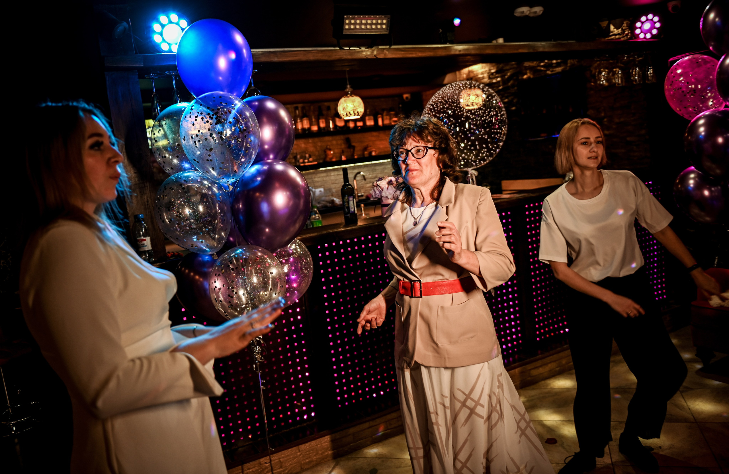 День рождения. Свадебный, семейный, детский, контент фотограф в Омске Максим Ильин