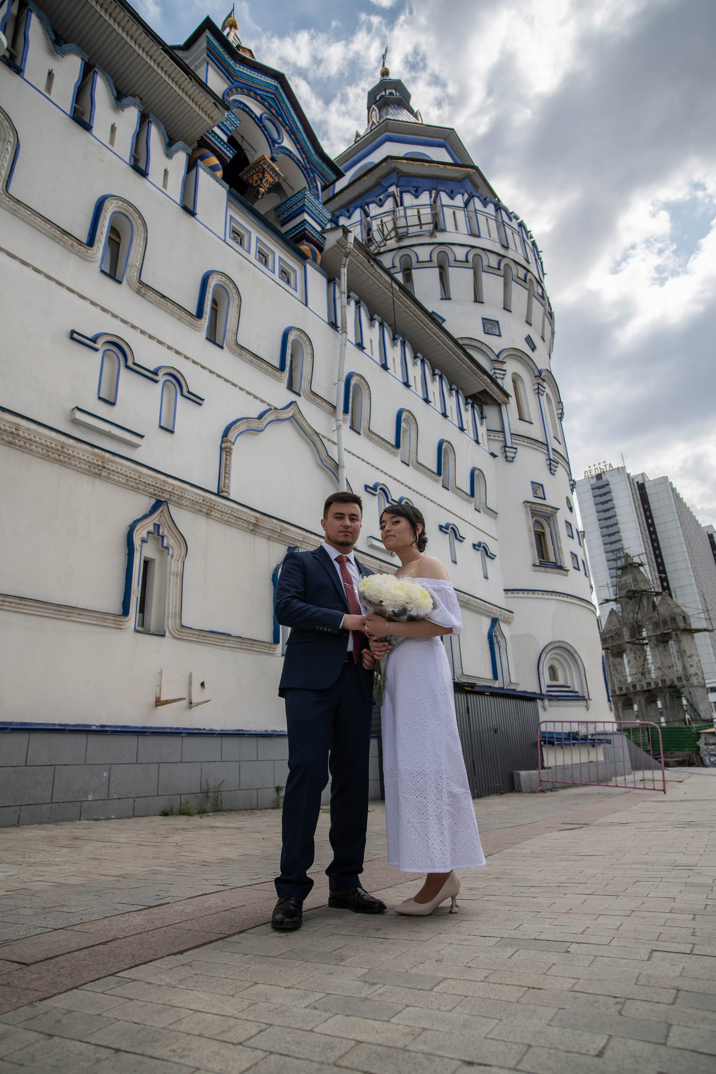 Камолиддин и Ситора, фотосъемка в ЗАГСе и прогулки. Фотограф в городе Электросталь Ногинск Москва — Алексей Закхеев