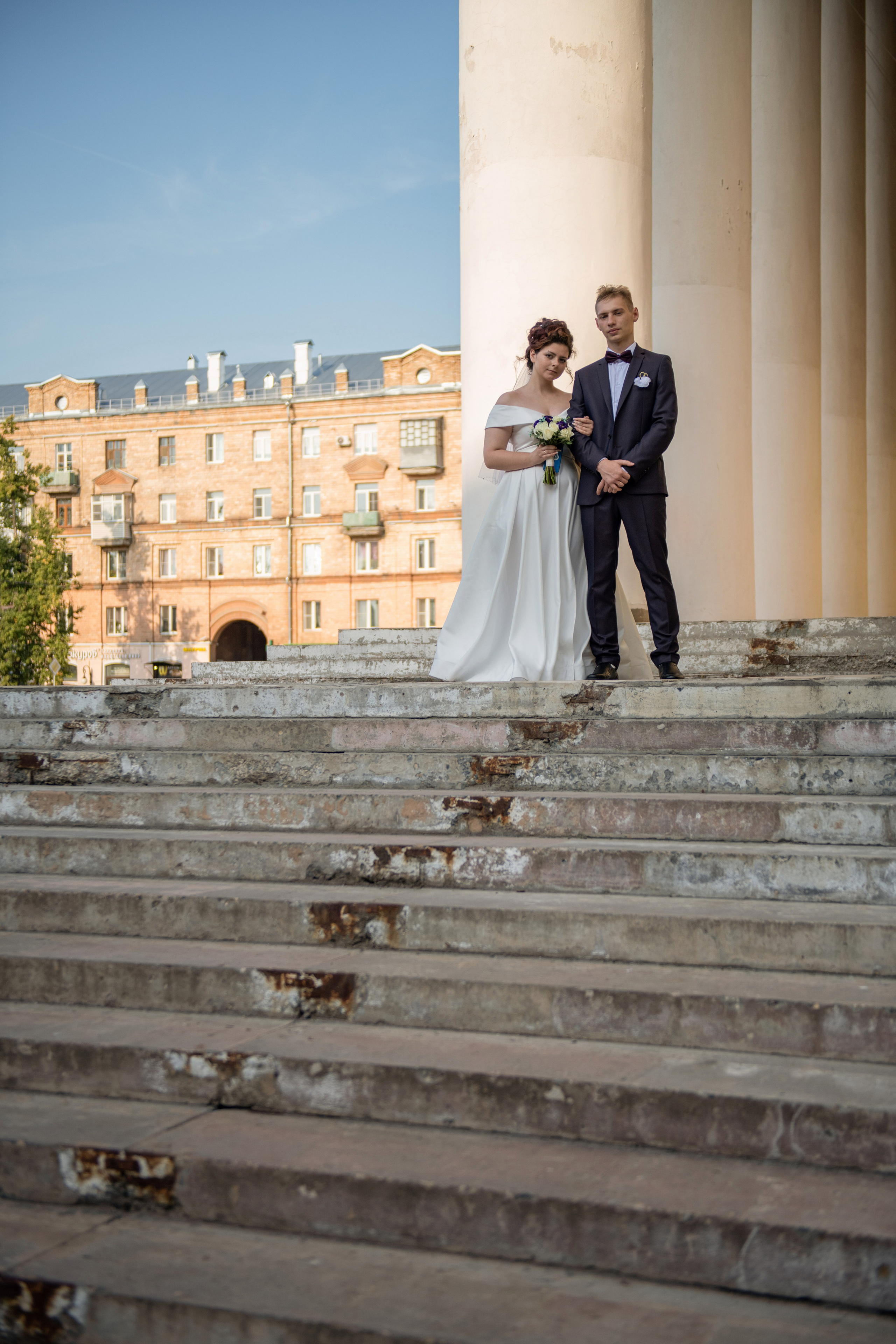 Никита и Любовь, фотосъемка в ЗАГСе и прогулки. Фотограф в городе Электросталь Ногинск Москва — Алексей Закхеев
