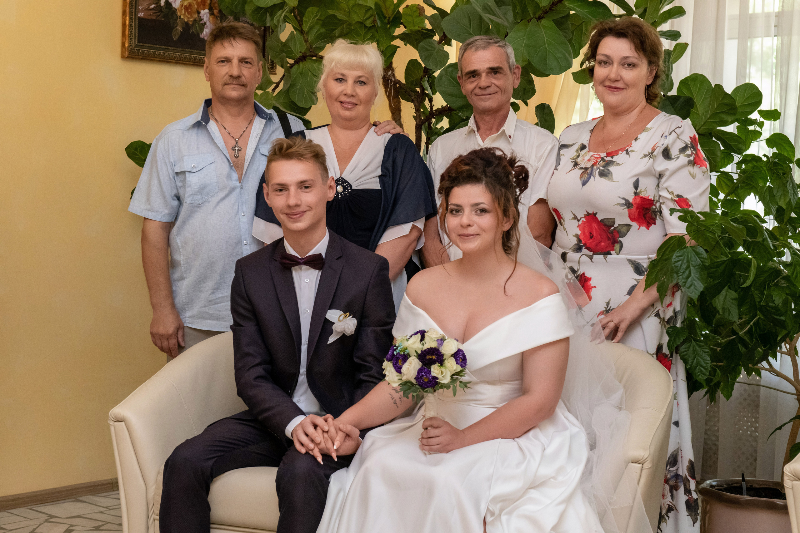 Никита и Любовь, фотосъемка в ЗАГСе и прогулки. Фотограф в городе Электросталь Ногинск Москва — Алексей Закхеев