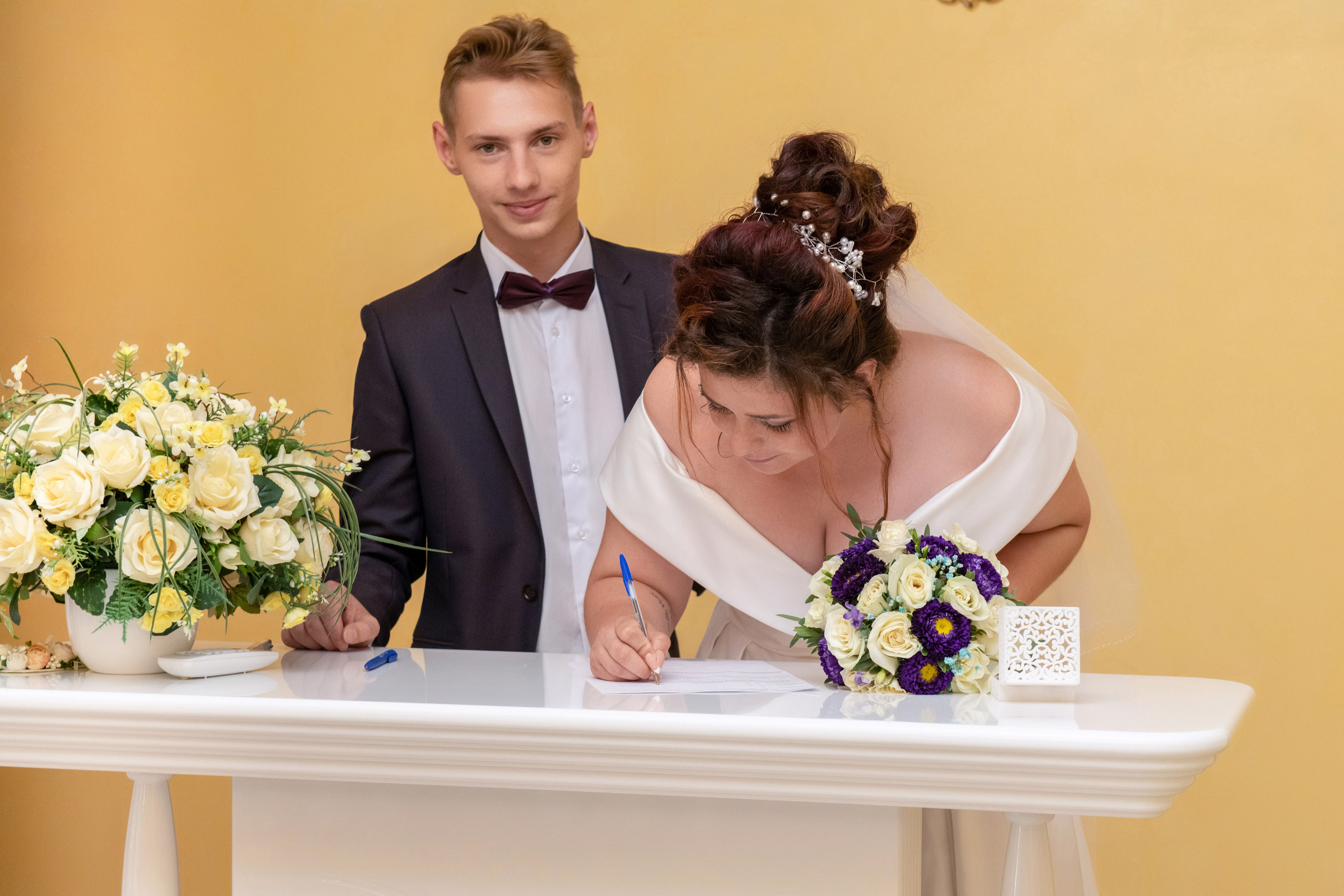 Никита и Любовь, фотосъемка в ЗАГСе и прогулки. Фотограф в городе Электросталь Ногинск Москва — Алексей Закхеев