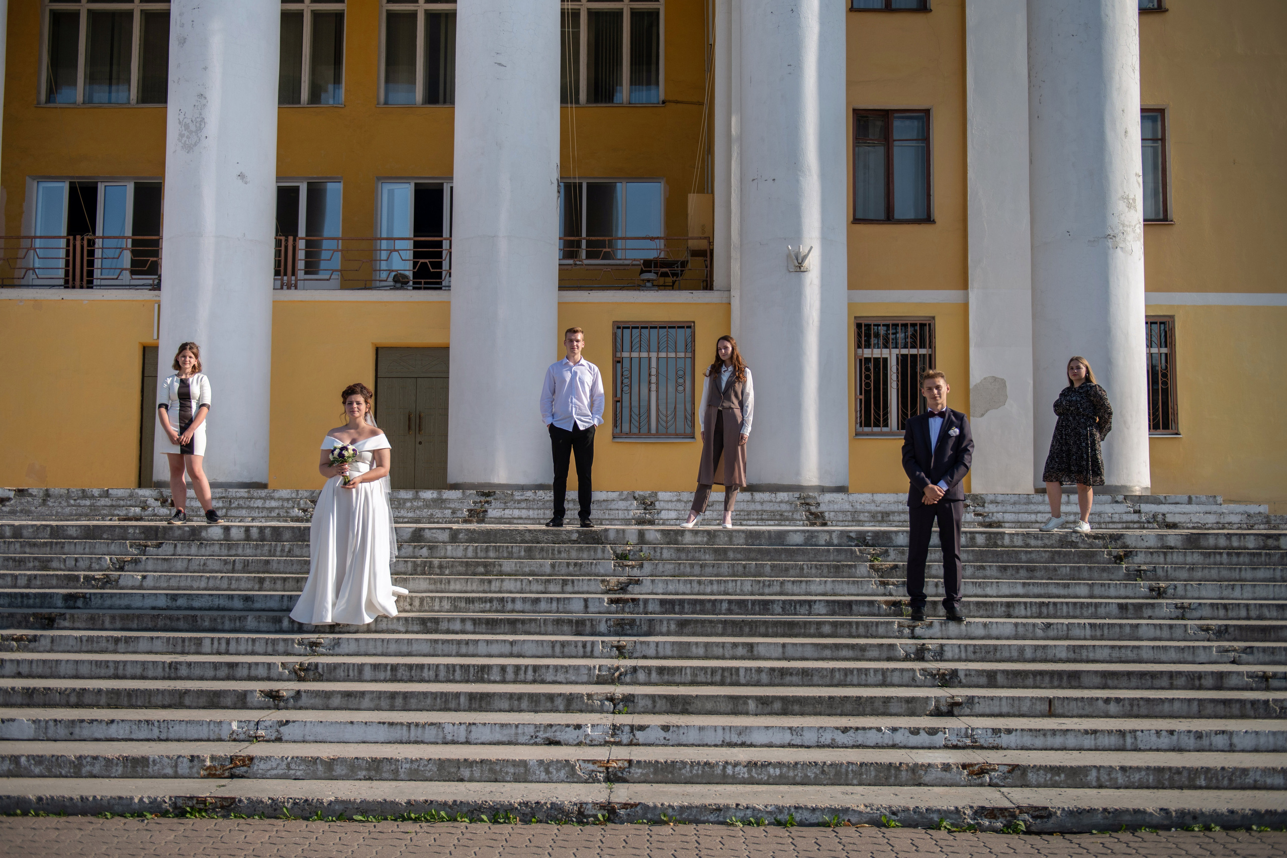 Никита и Любовь, фотосъемка в ЗАГСе и прогулки. Фотограф в городе Электросталь Ногинск Москва — Алексей Закхеев