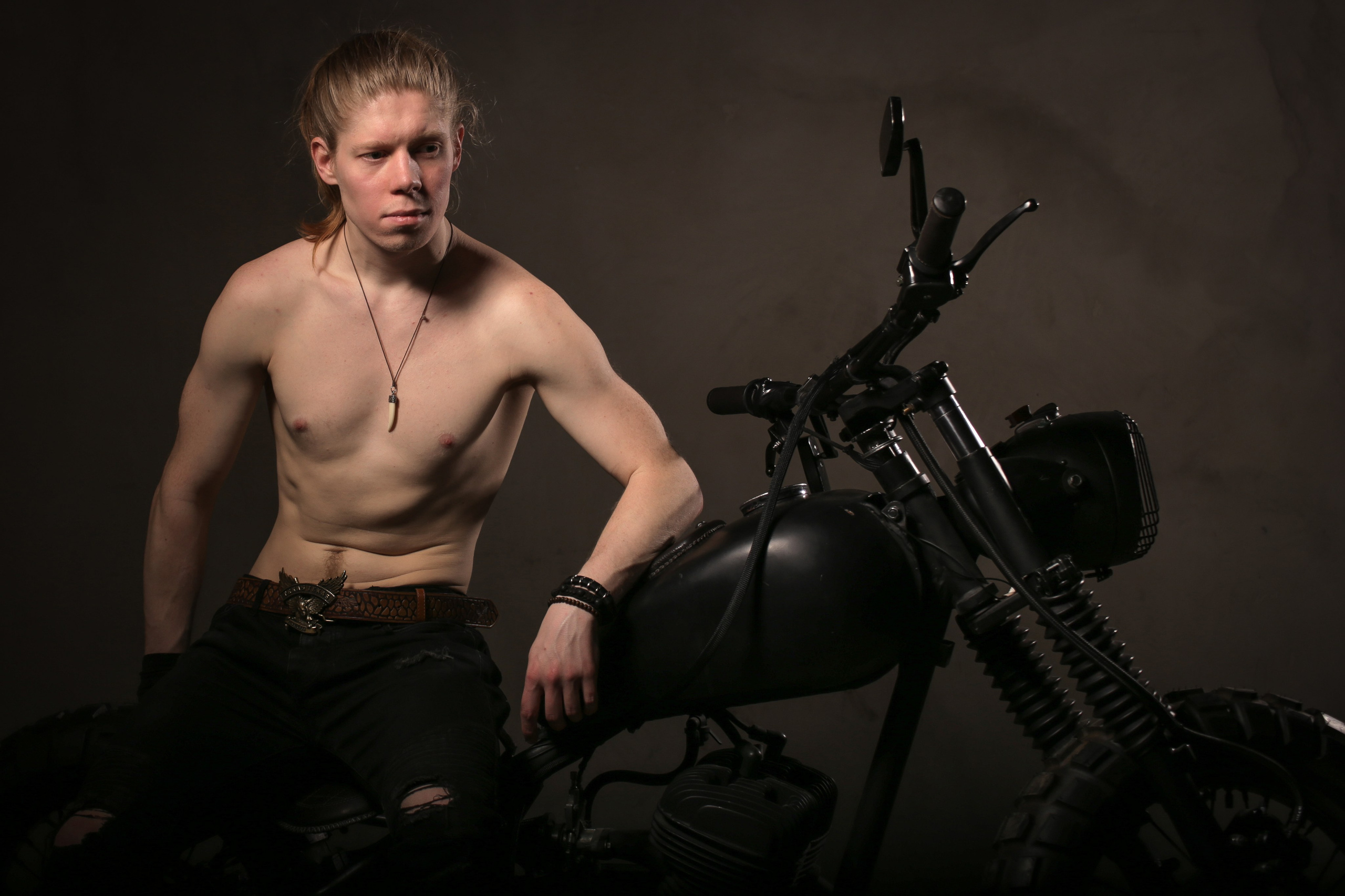 Паша. Костюмер, художник кино и телевидения в спб