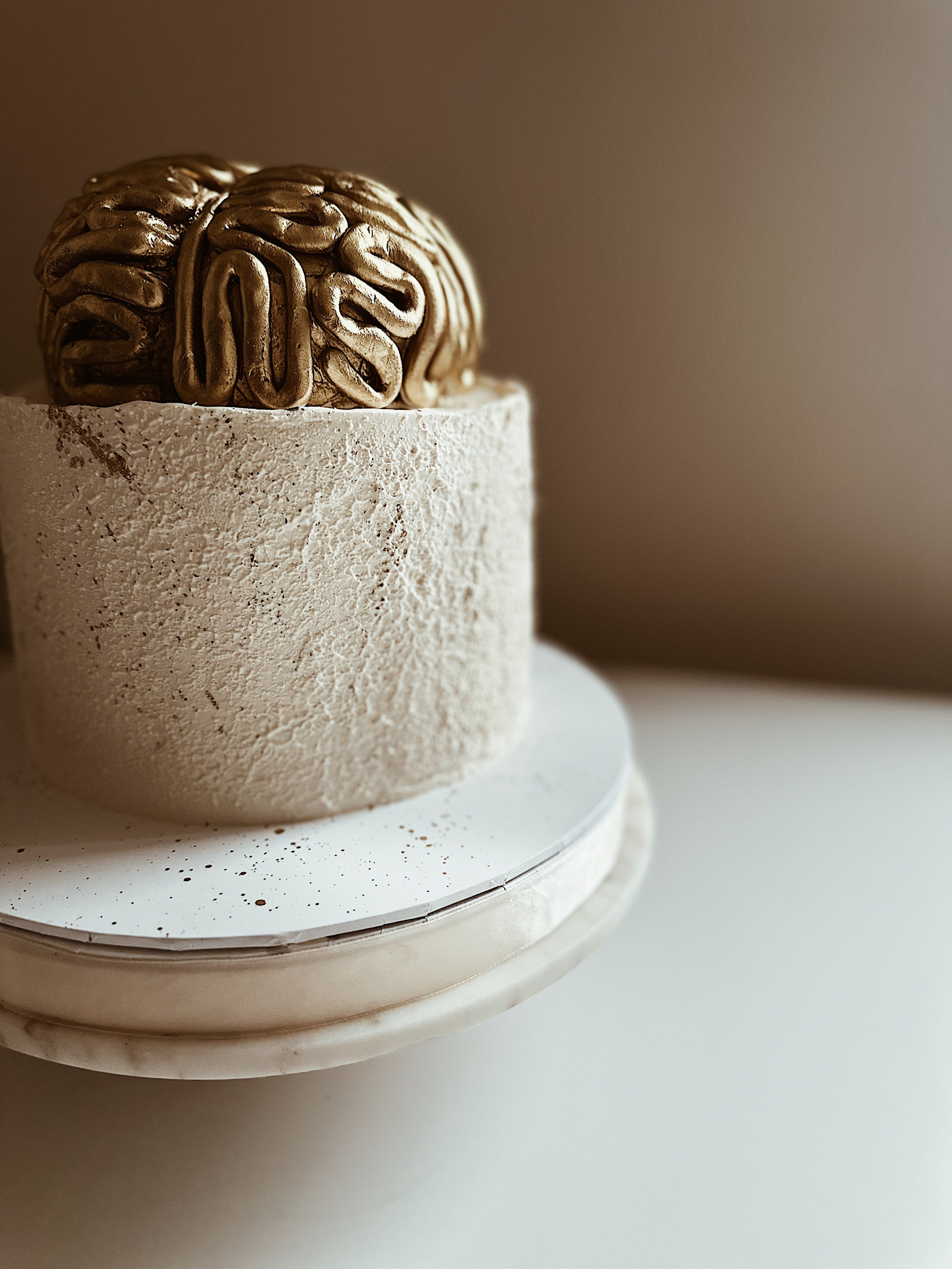 Торт Золотой мозг. Арт-кондитер в Москве Маша Шафран