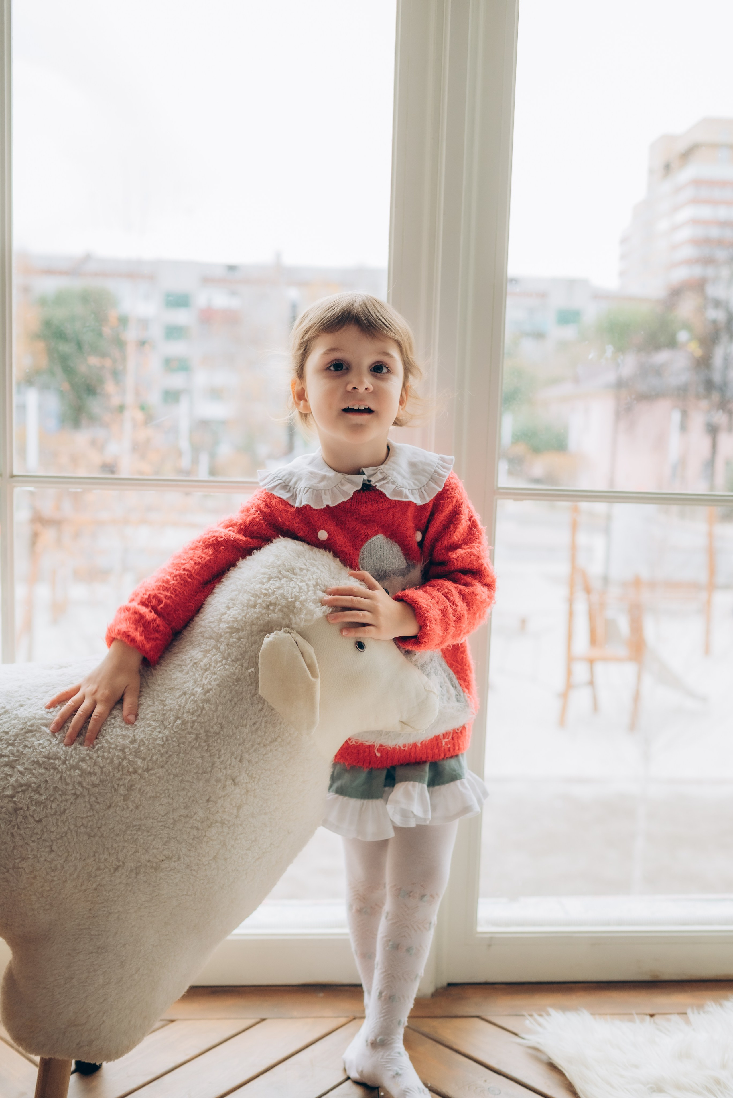 Новогодняя съемка Ксюша с дочками. Семейный фотограф в Тюмени Ксения Мязитова