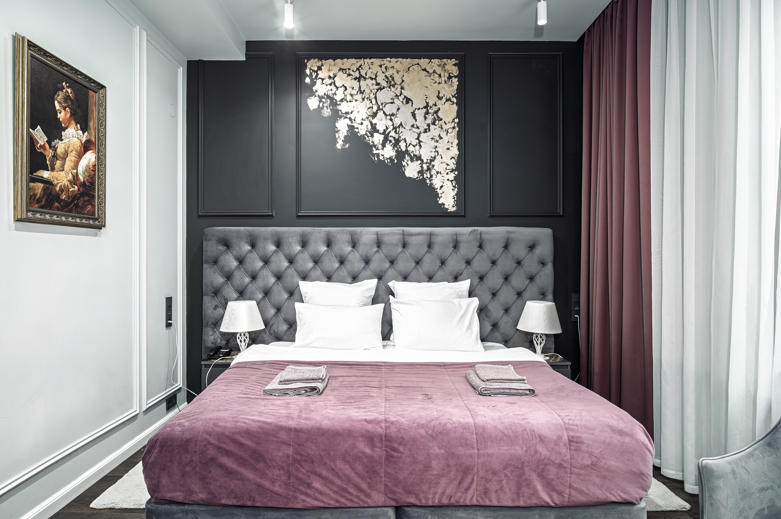 Классический номер отеля Acqualina. Интерьерный фотограф. Фото- видеосъемка недвижимости Санкт-Петербург