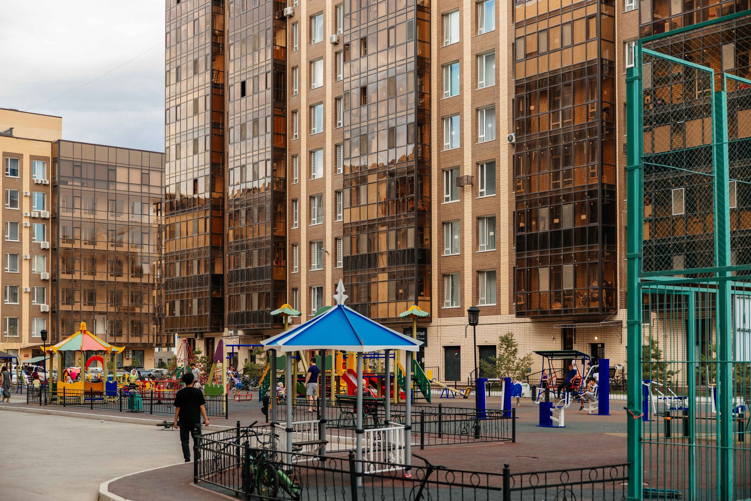 Проект 6. ЖК Манхэттен 1-5, Амстердам. Дата: июль 2023. Профессиональный фотограф в городе Астана/Алматы Даурен Сембаев