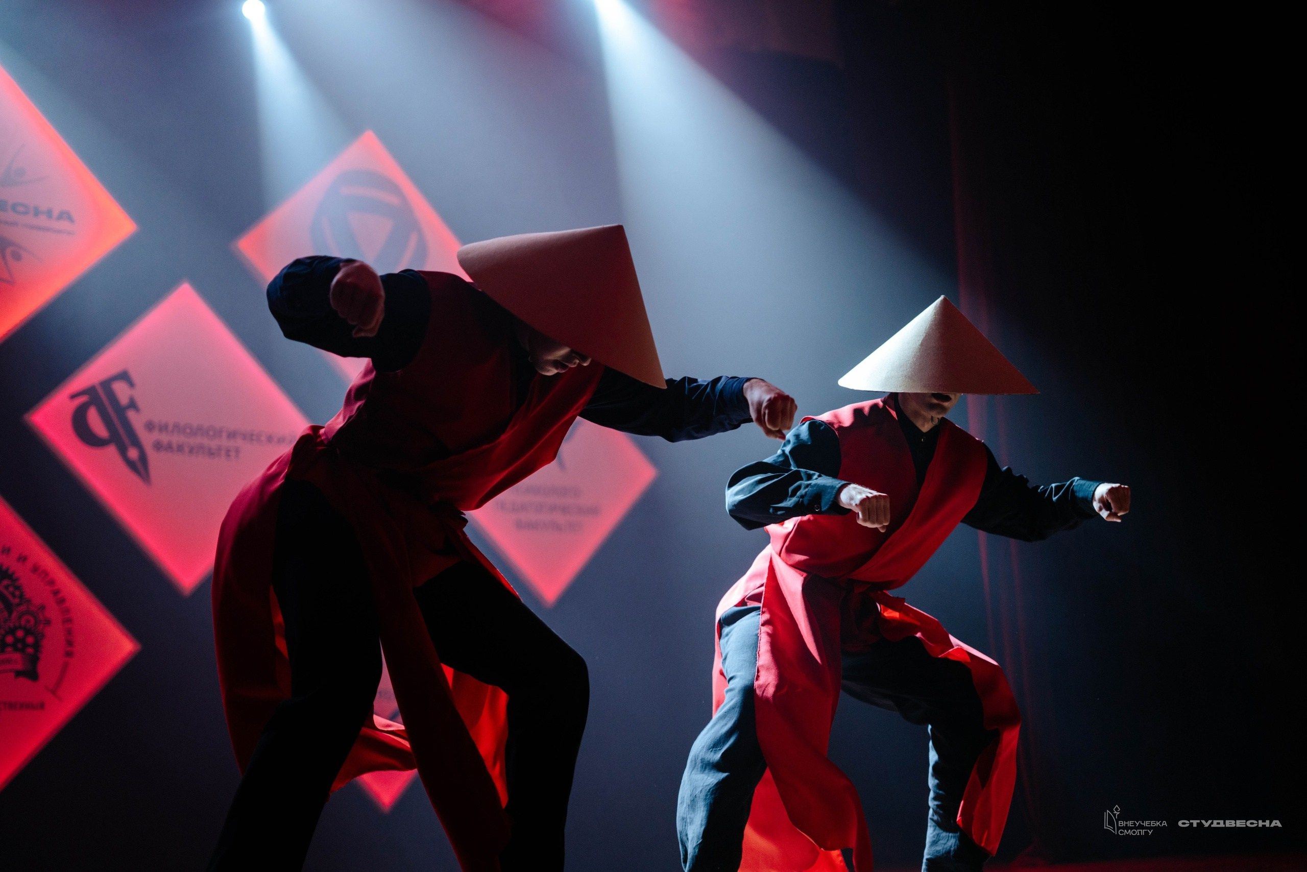 СмолГУ — Студвесна — Танец. KiPPER Gallery — Фотограф