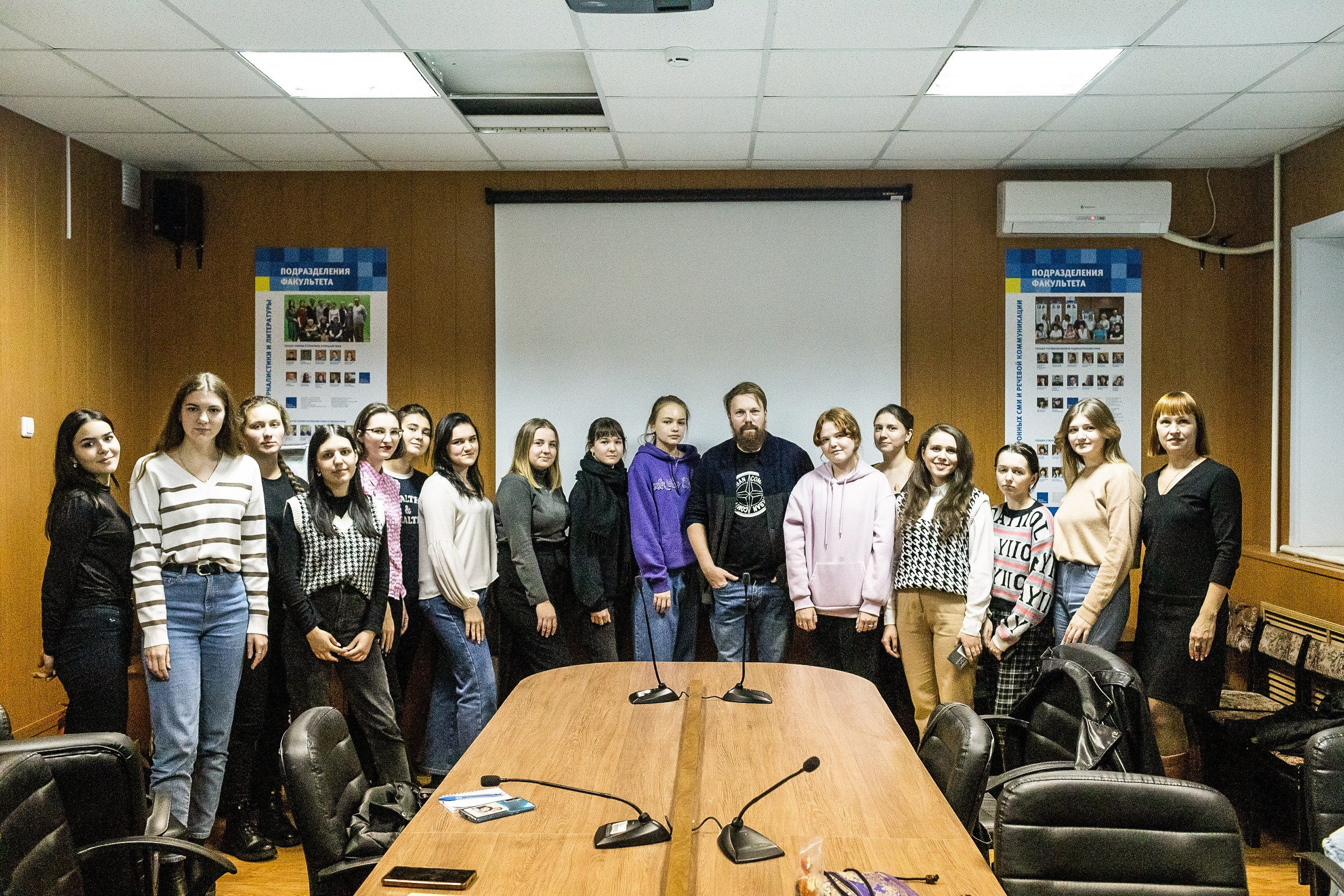 Обучение. Documentary photographer Roman Demyanenko