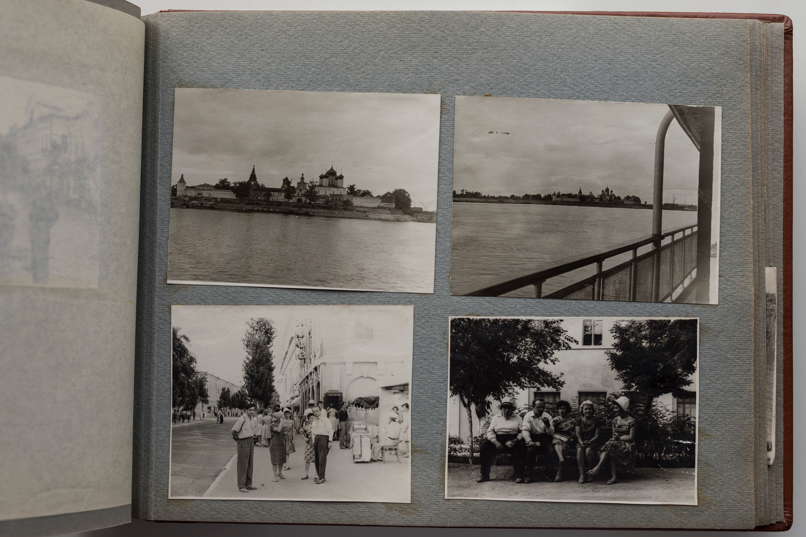 Альбом о путешествиях по Волге и Камчатке, 70-е. Plechinta Ekaterina documentary photographer