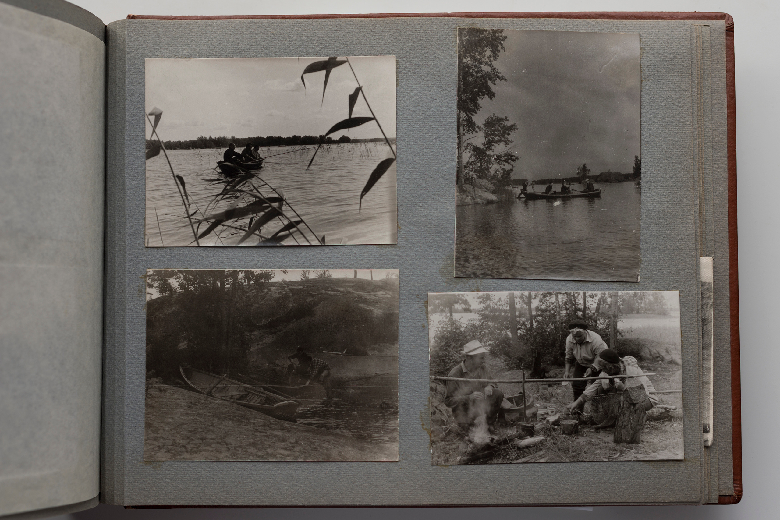 Альбом о путешествиях по Волге и Камчатке, 70-е. Plechinta Ekaterina documentary photographer