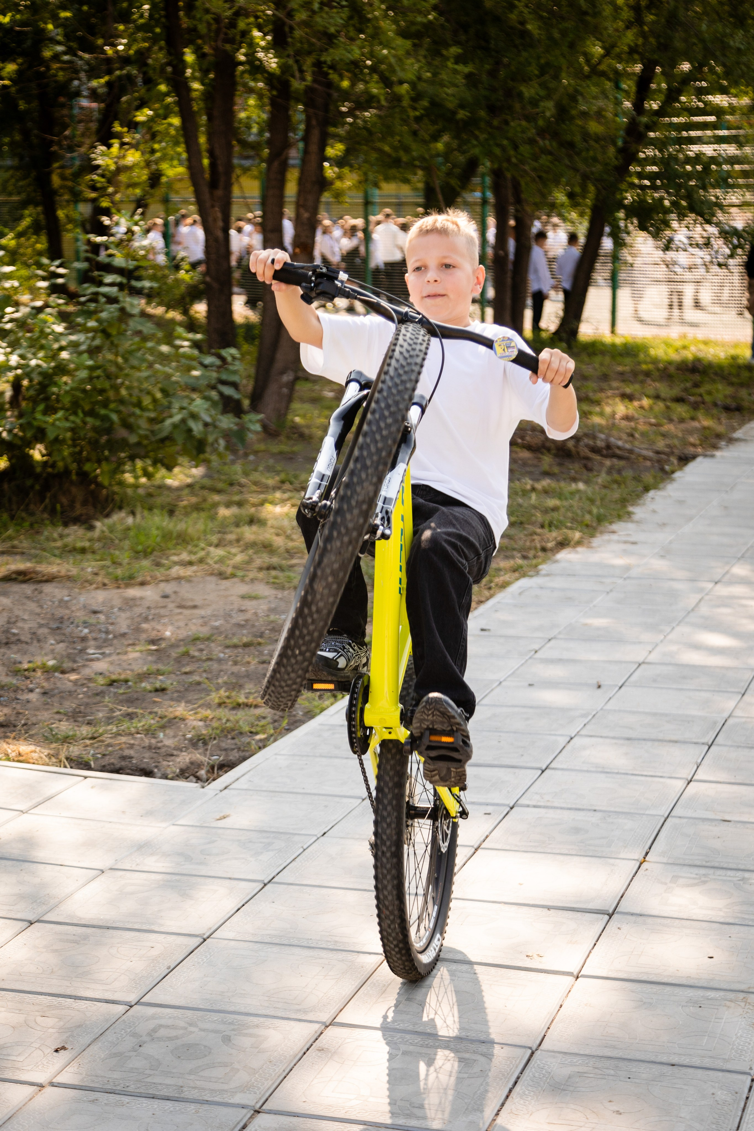 Гимназия № 50. Детский фотограф видеограф в Хабаровске Михаил Орлов