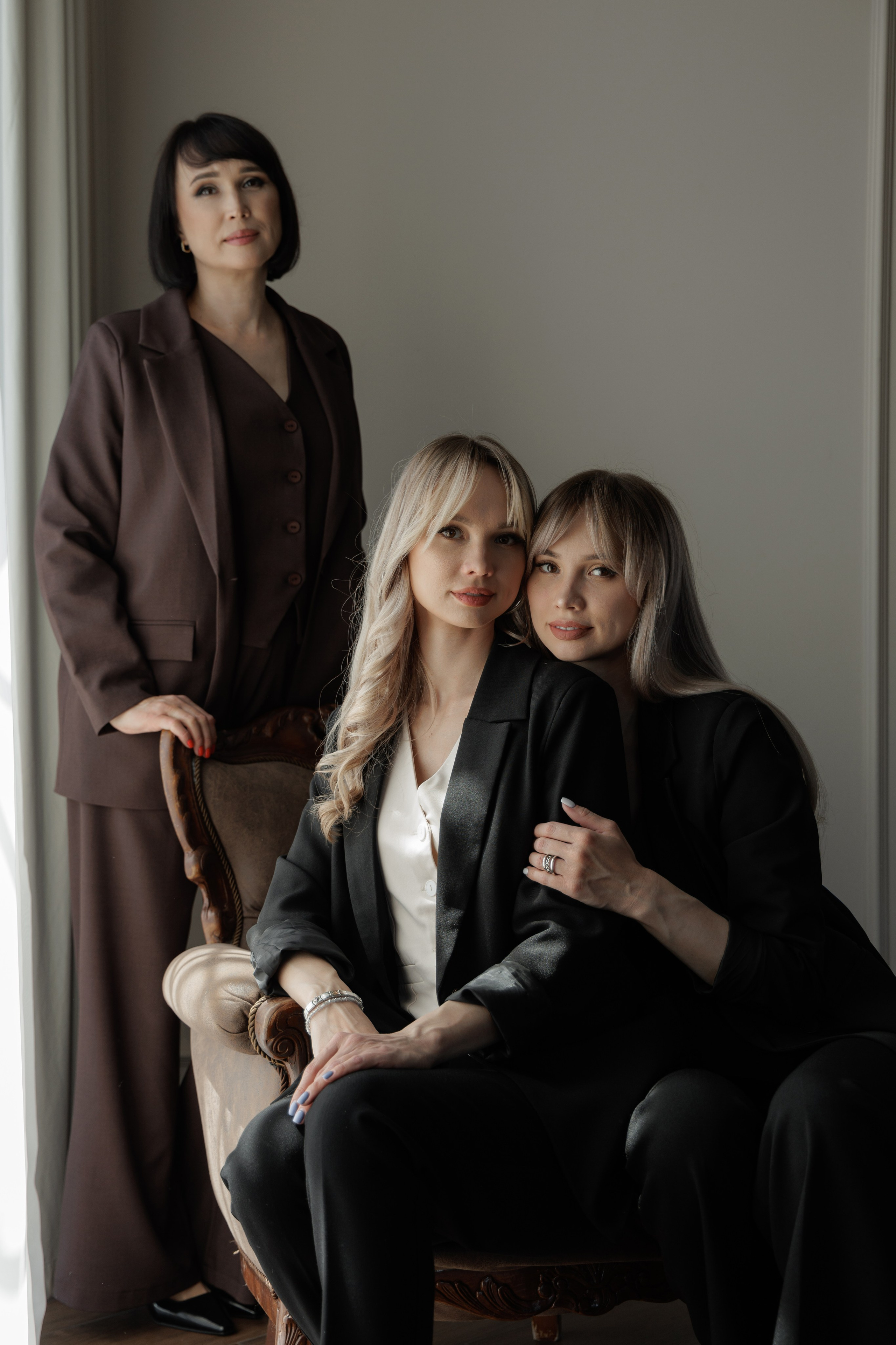 Мама и дочери. Aleksantis