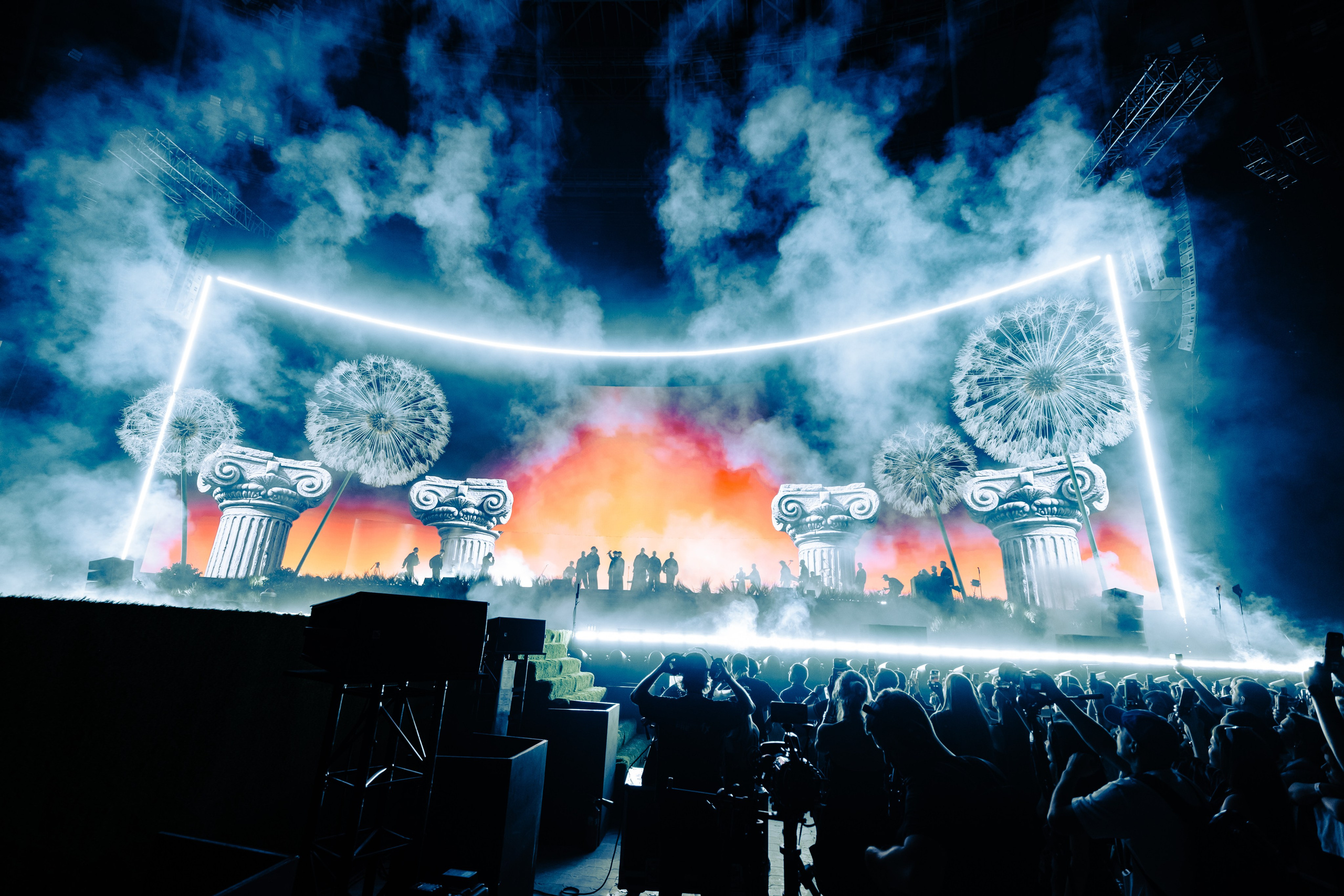 МОТ В ВТБ АРЕНЕ 31.08.25. Концертный и репортажный фотограф в Москве и Санкт-Петербурге Мария