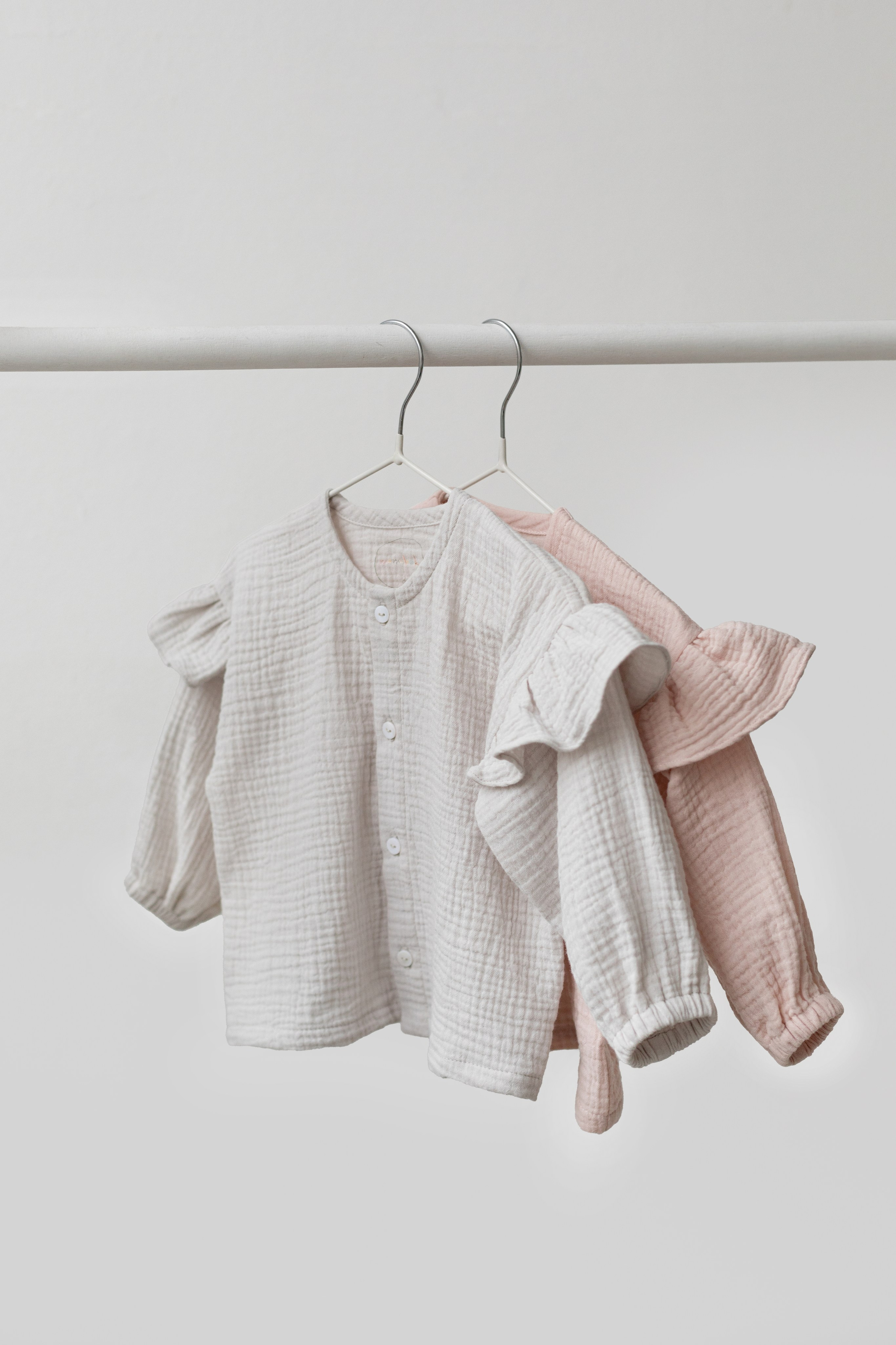 Съемка детской одежды бренда mamalanka для Ozon и соц сетей. Детский и контент фотограф Надя Волкова Санкт-Петербург