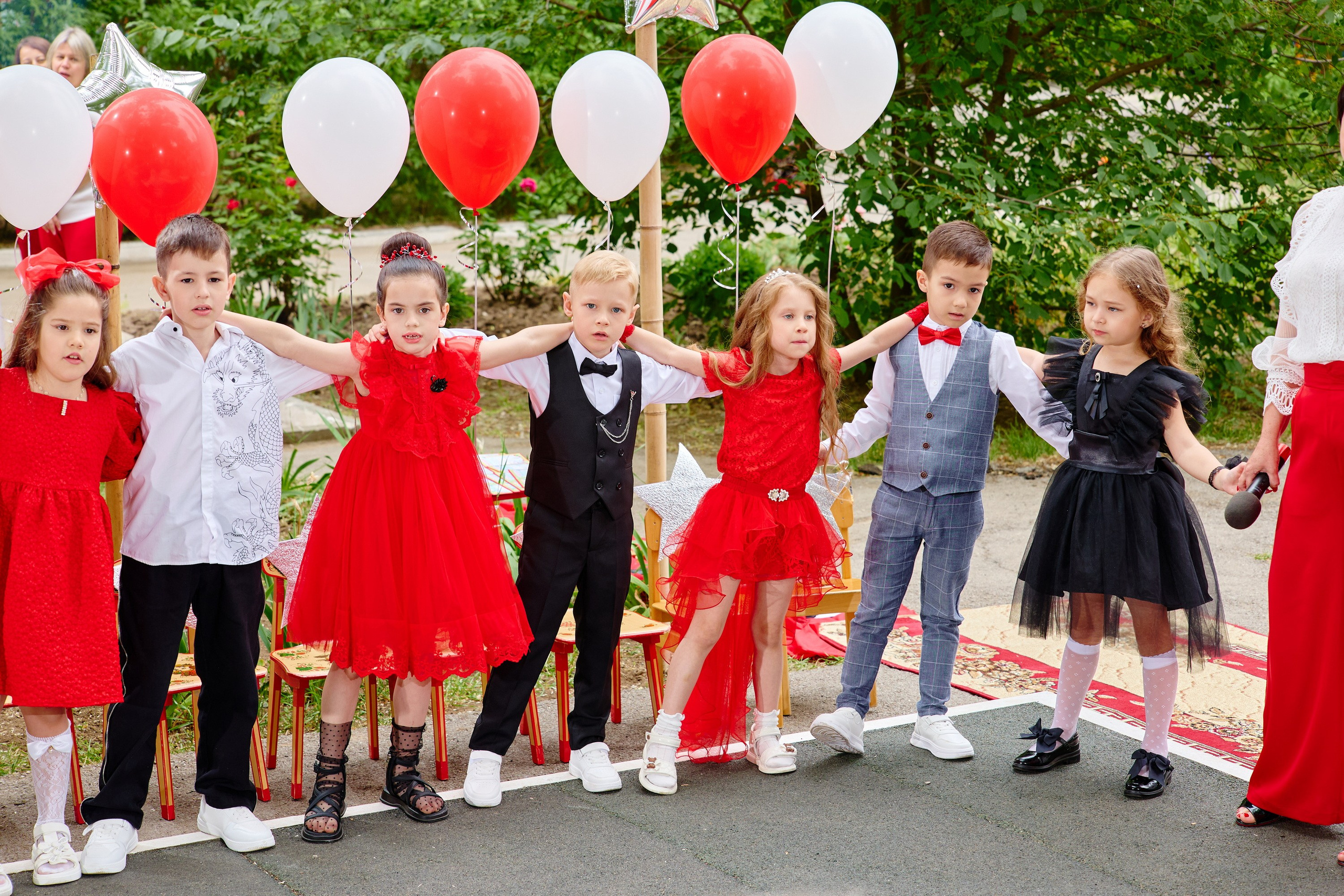 Выпускной 45 сад. Фотограф Выпускные альбомы Таганрог Сергей Коробченко