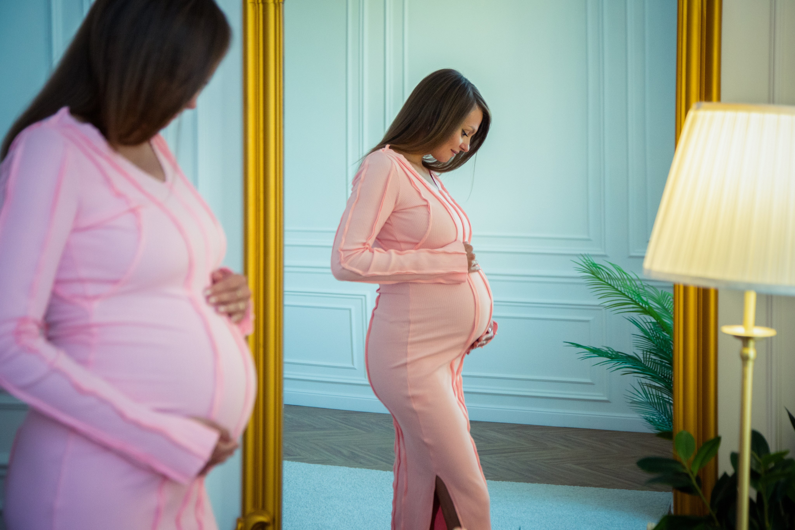 Фотосессия беременности в студии. X-Place студия в Москве. Свадебный и семейный фотограф в Москве и Подмосковье Лариса Козлова