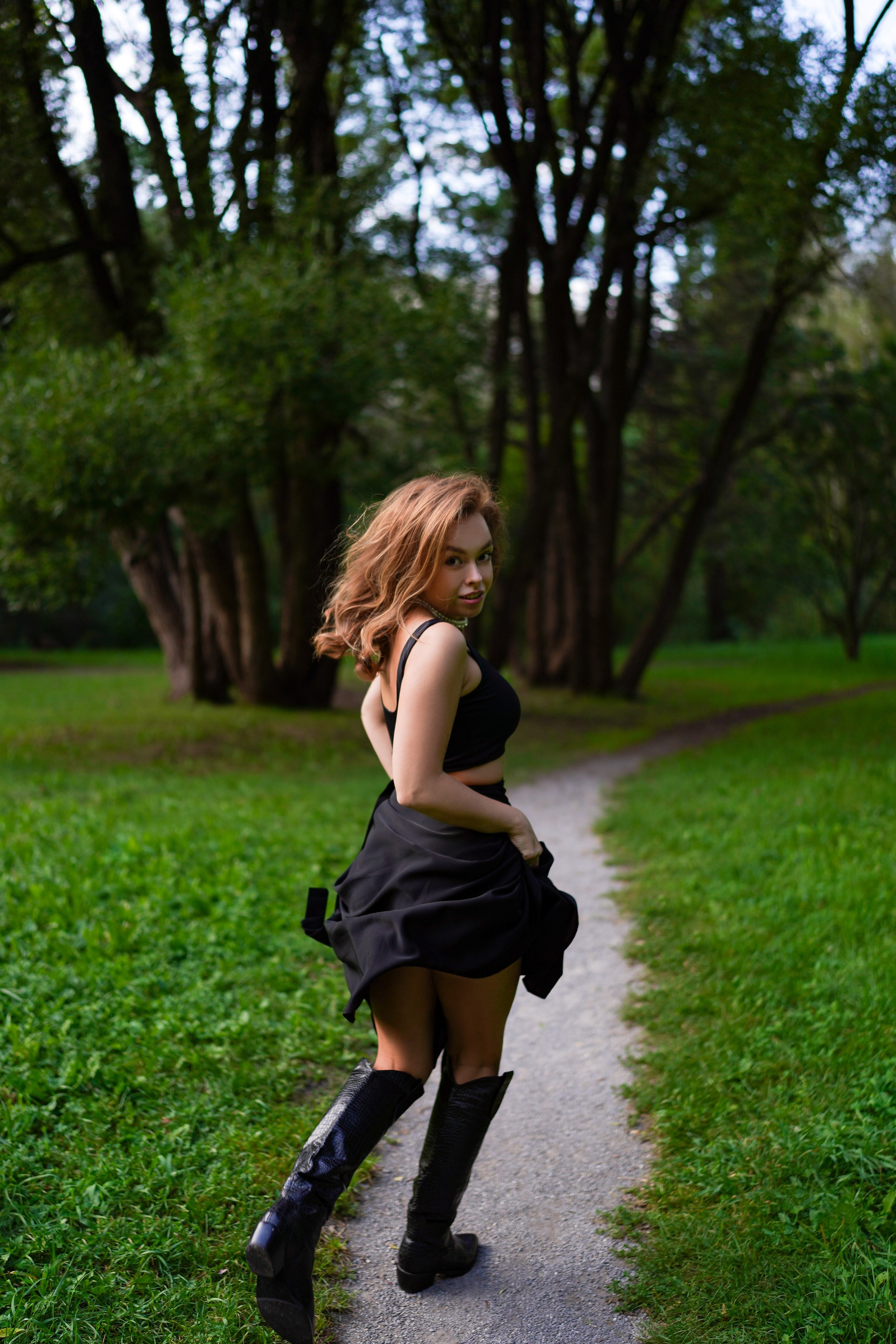 Смотреть серию. ЖЕНСКИЙ ФОТОГРАФ КРИСТИНА ВИГЕЛЬ