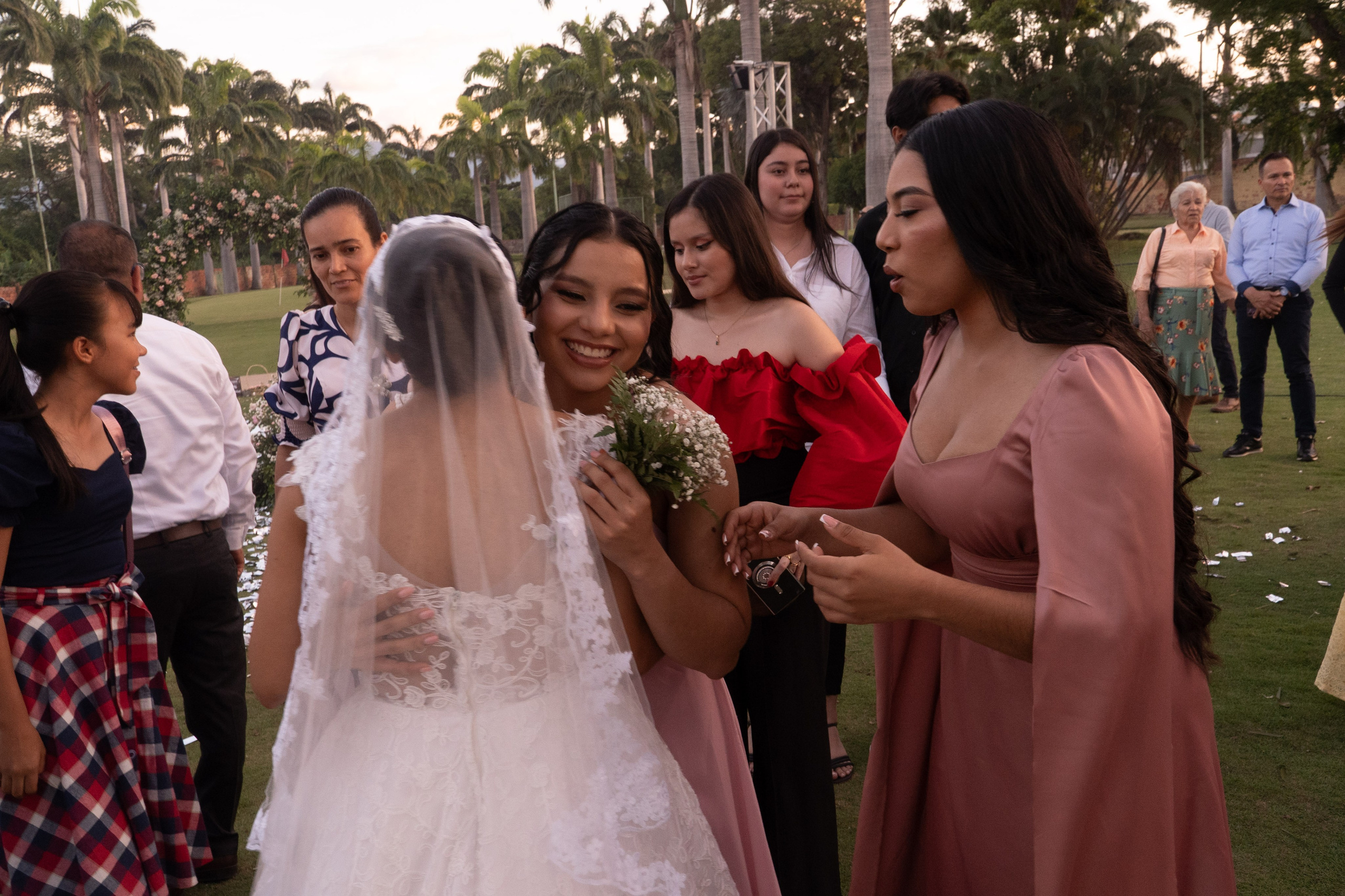 Carola & Gerson. Wedding Photographer in Barcelona and Medellin