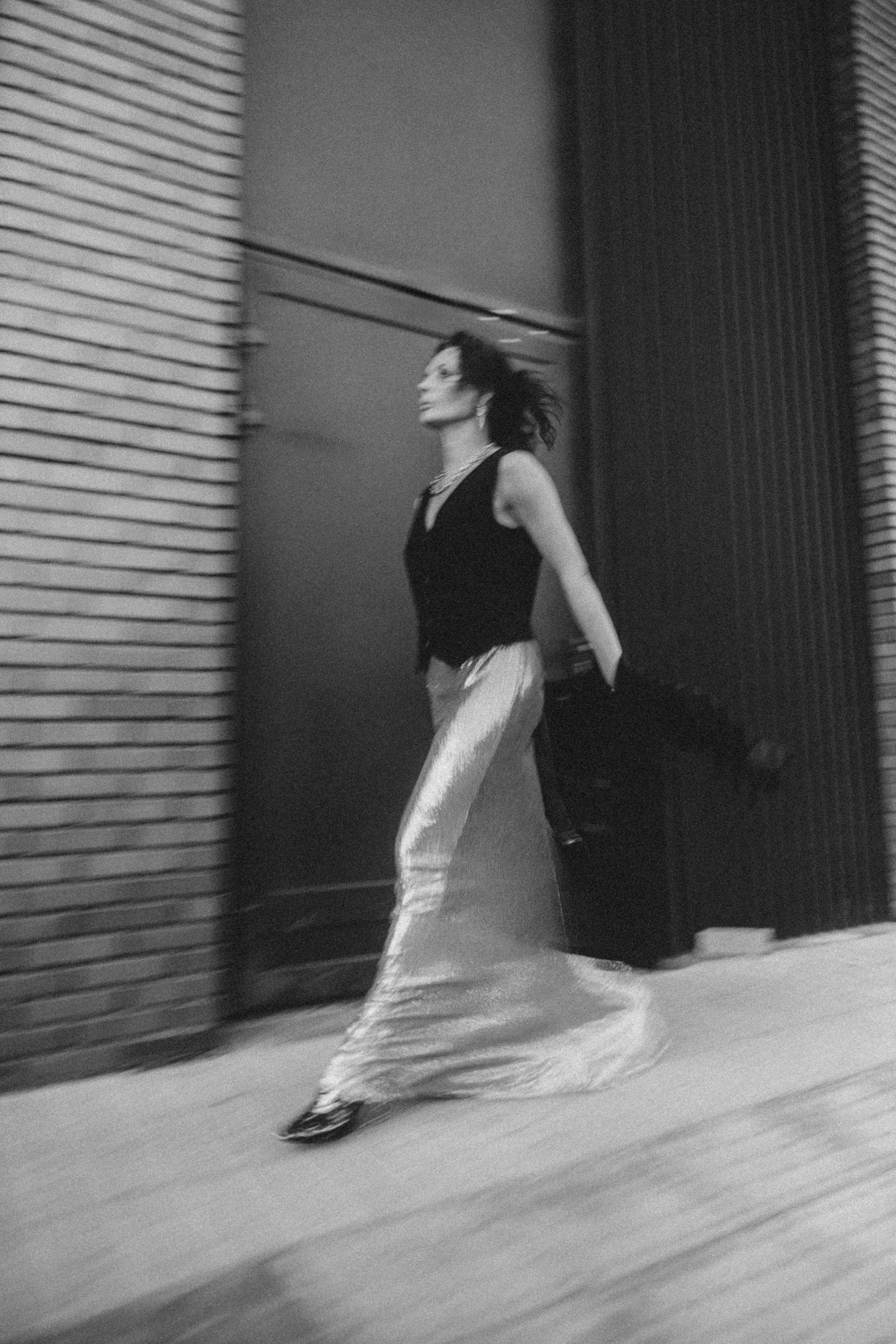 Уличная фотосессия с Настей Фаттаховой на территории ЖК ЗИЛ АРТ в Москве