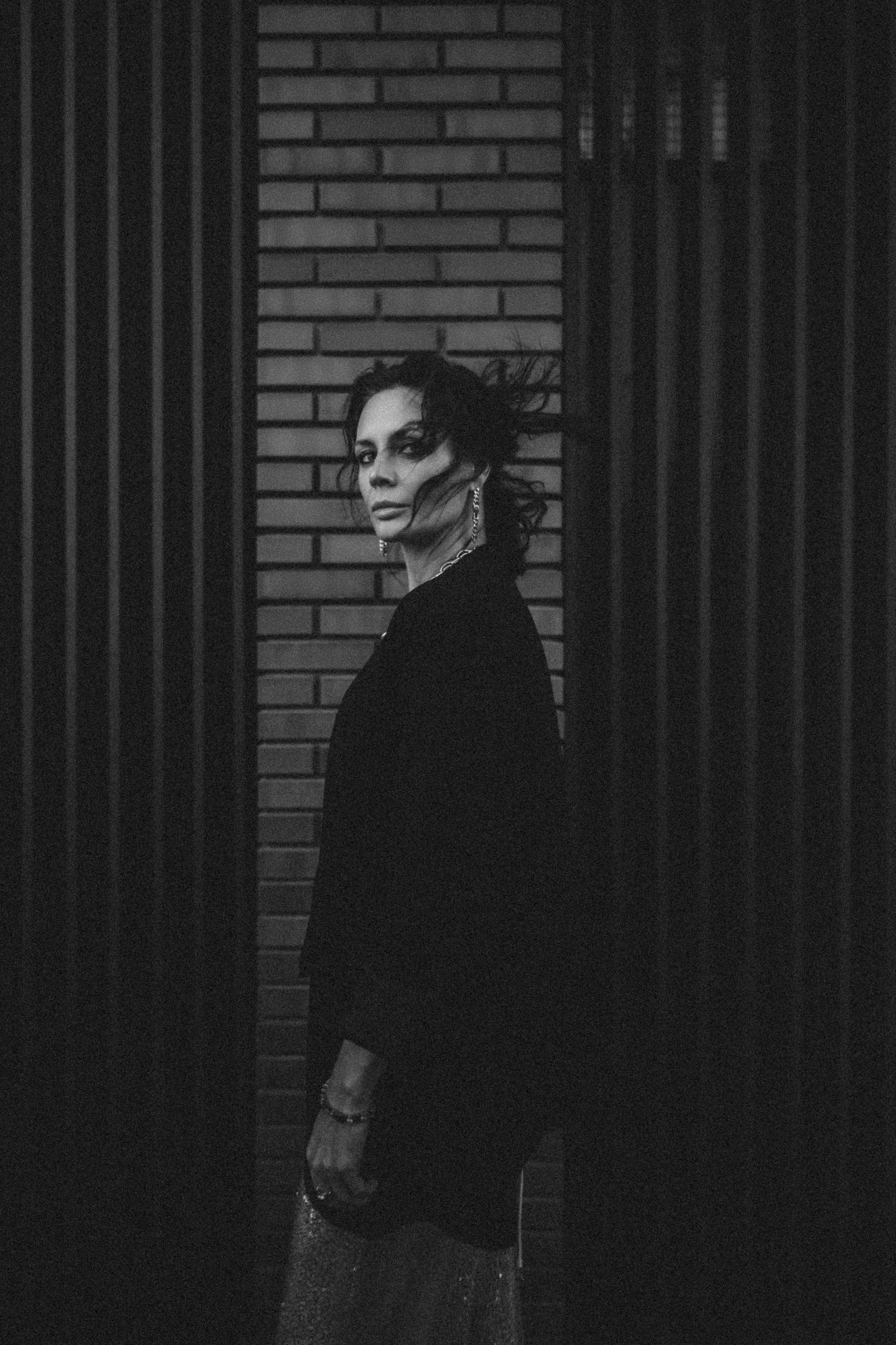 Уличная фотосессия с Настей Фаттаховой на территории ЖК ЗИЛ АРТ в Москве