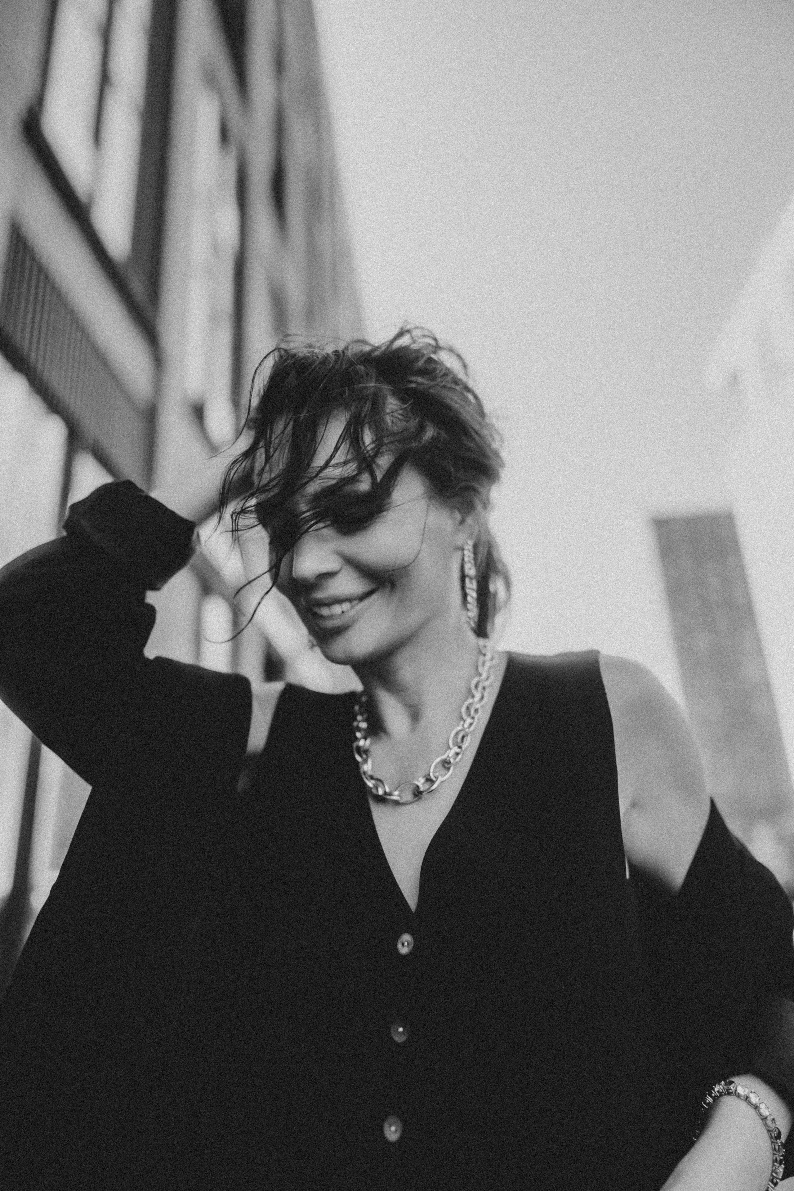 Уличная фотосессия с Настей Фаттаховой на территории ЖК ЗИЛ АРТ в Москве